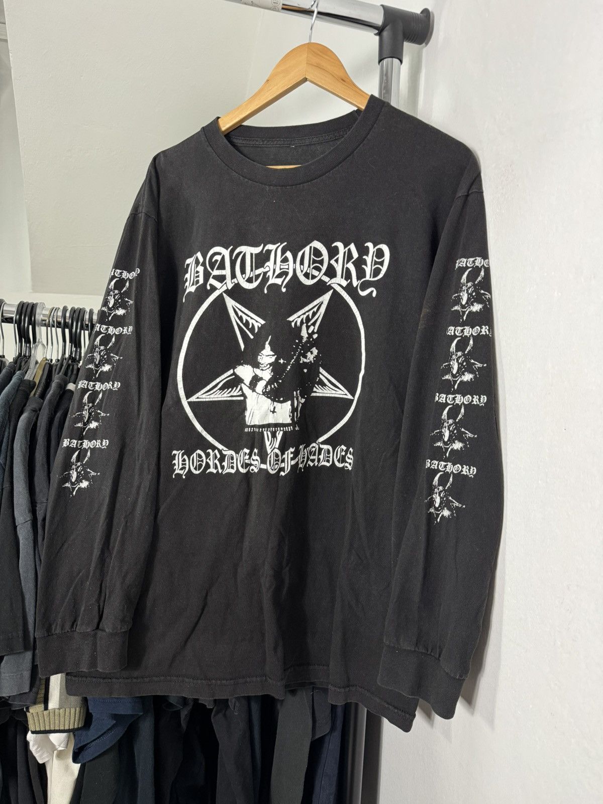 Band Tees × Vintage Vintage Bathory Washed Distressed Longsleeve black metal 666 Size US XL / EU 56 / 4 - 4 Thumbnail