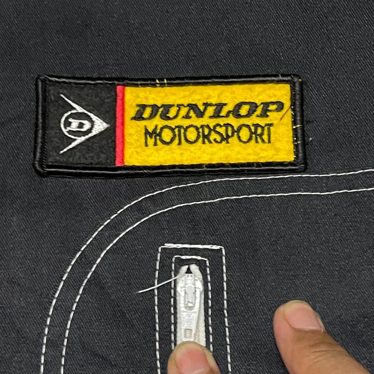 Dunlop Vintage Dunlop Motorsport Racing Coverall Size US 34 / EU 50 - 13 Thumbnail