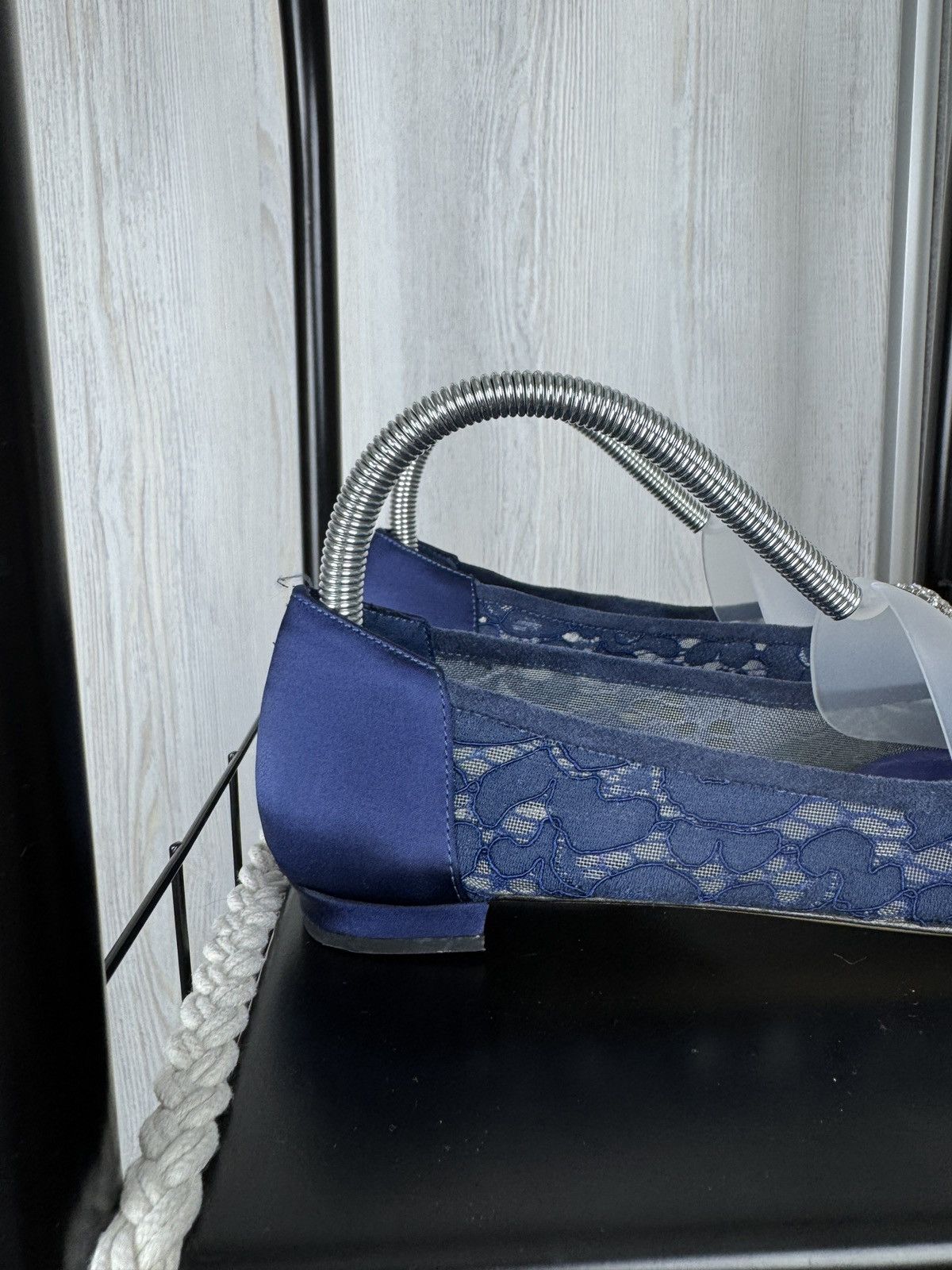 Manolo Blahnik Manolo Blahnik Navy Blue Lace and Satin Hangisi Ballet Flats Size US 9 / IT 39 - 3 Thumbnail