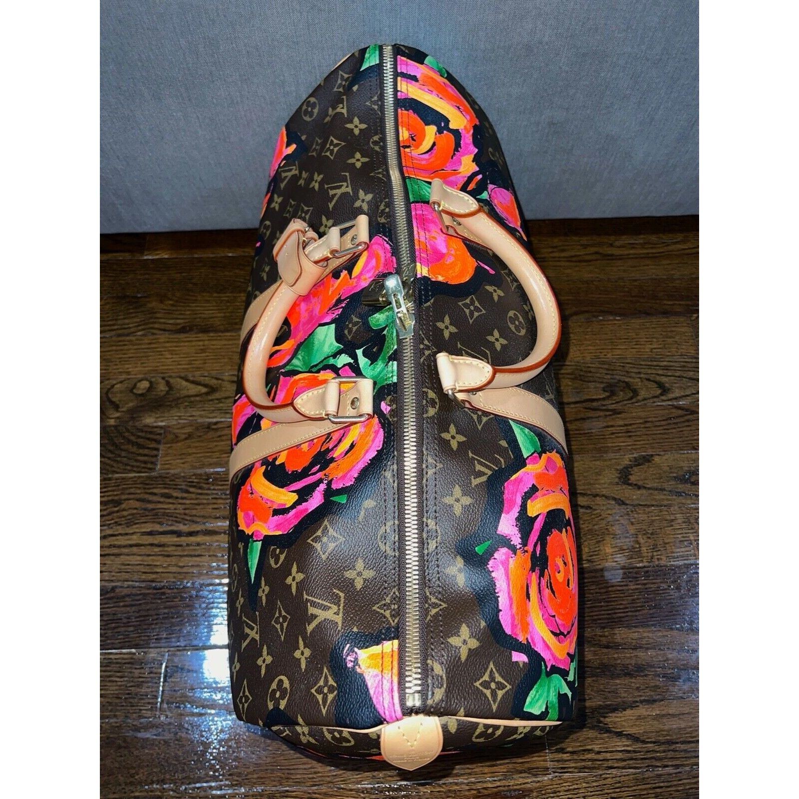 Louis Vuitton Louis Vuitton Roses Monogram Logo Monogram Travel Bag Size ONE SIZE - 9 Thumbnail