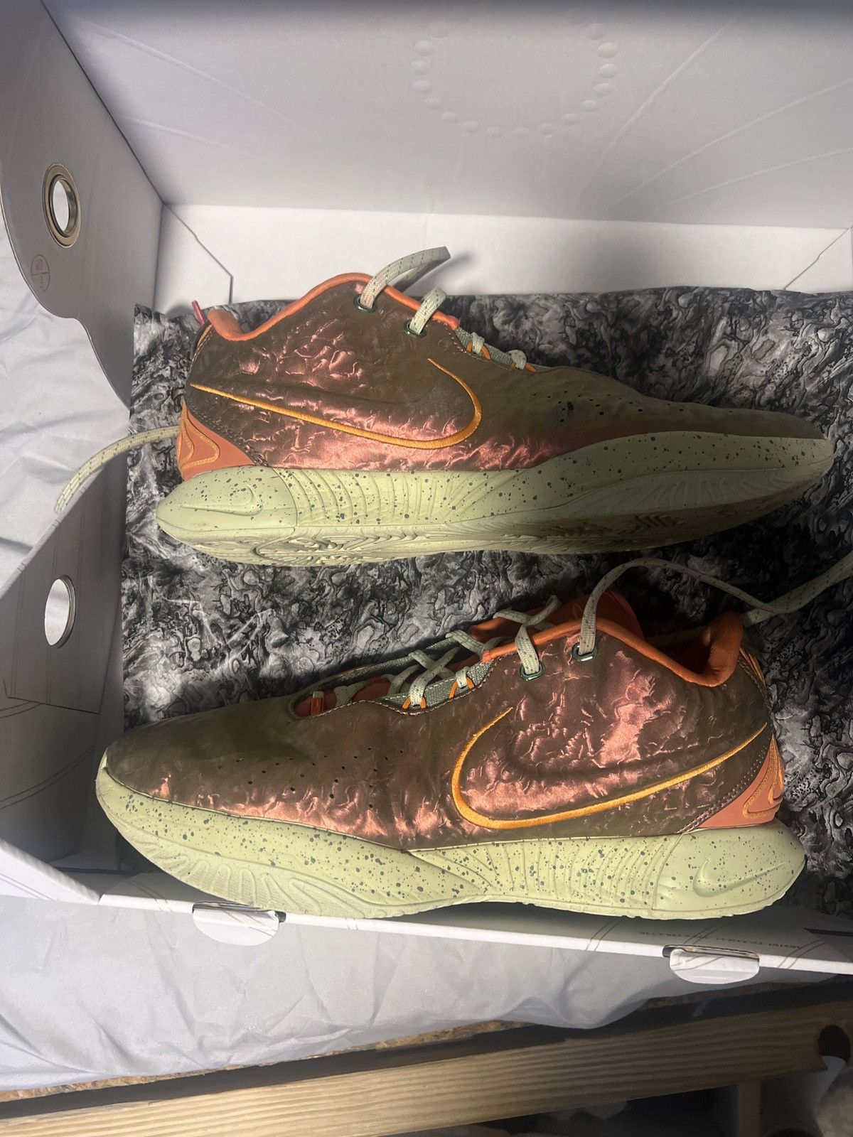 Nike lebron 21 Ember Glow Size US 11 / EU 44 - 6 Thumbnail