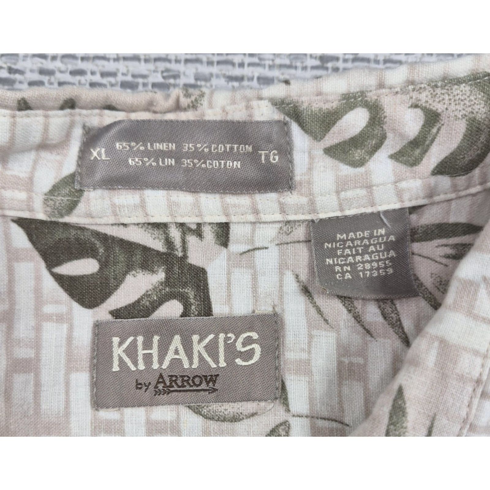 Arrow VINTAGE Arrow Shirt Mens XL Khaki's By Arrow Button-Up Beige Linen Cotton Floral Short Sleeve 90s Tropical Hawaiian Aloha Leaf Print Size US XL / EU 56 / 4 - 5 Thumbnail