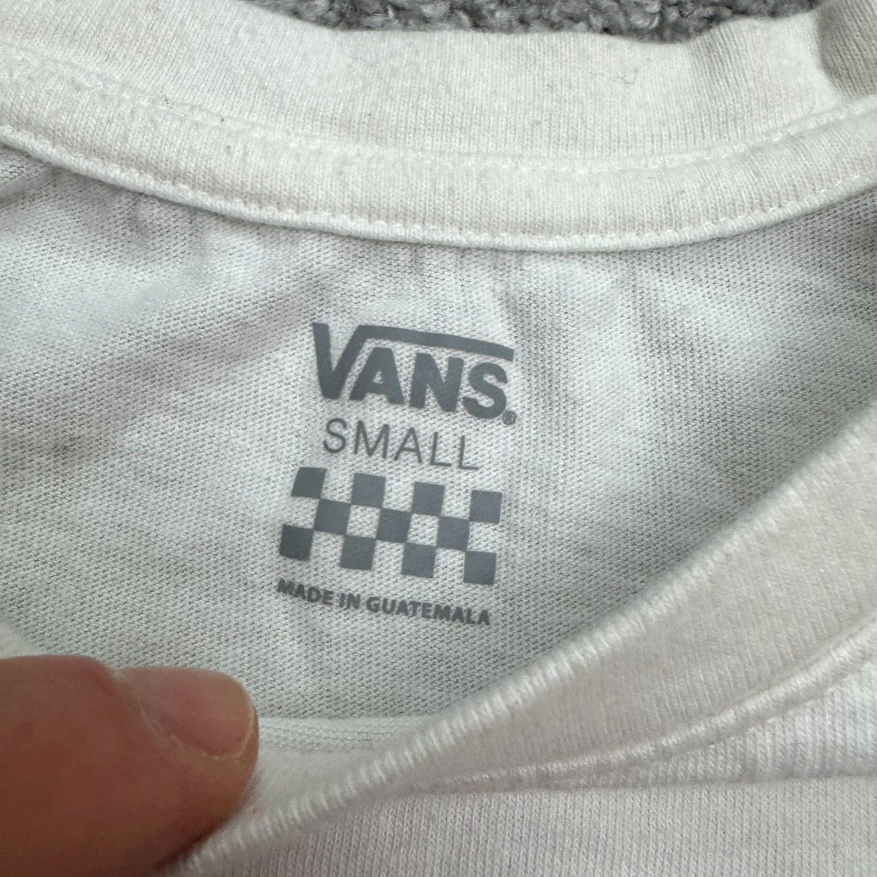 Vans VANS Graphic Long Sleeve T-Shirt Mens Small White Crew Neck Tee Size US S / EU 44-46 / 1 - 5 Thumbnail