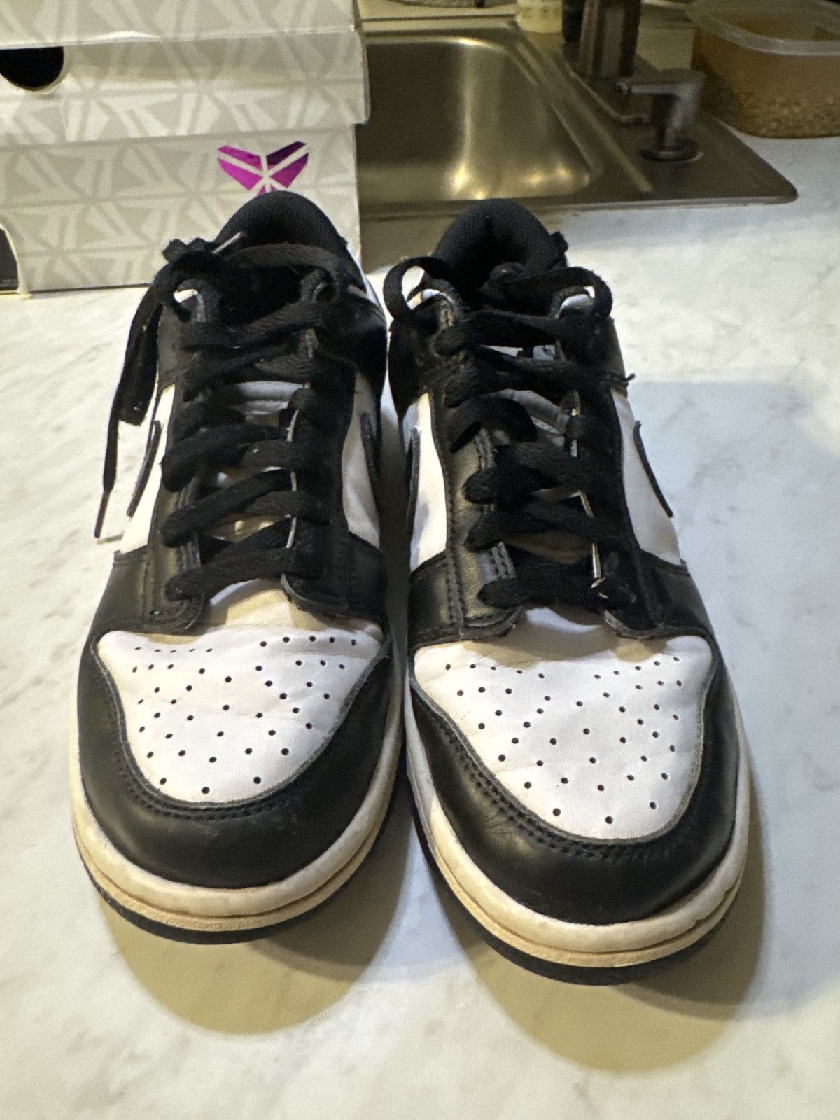 Nike LOW NIKE PANDA DUNKS Size US 8 / IT 38 - 4 Thumbnail