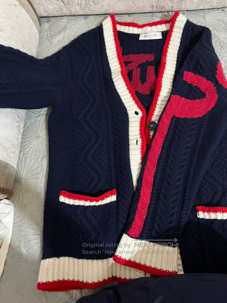 Valentino Valentino Wool and cashmere blend knitted cardigan Size M / US 6-8 / IT 42-44 - 2 Thumbnail