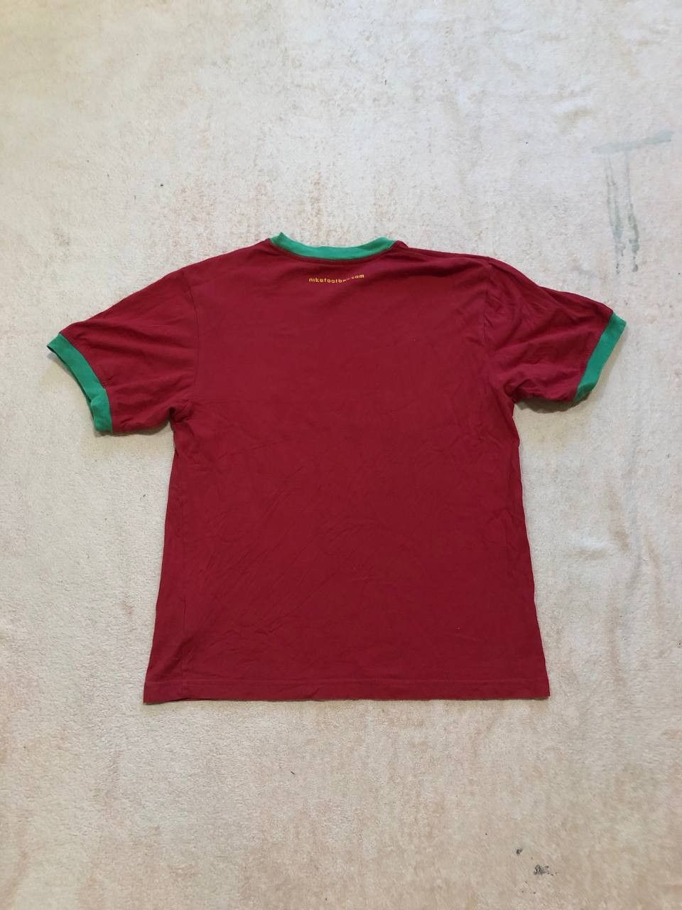 Nike Vintage Nike Big Y2K Logo Short Sleeve T-Shirt Size M Size US M / EU 48-50 / 2 - 13 Thumbnail