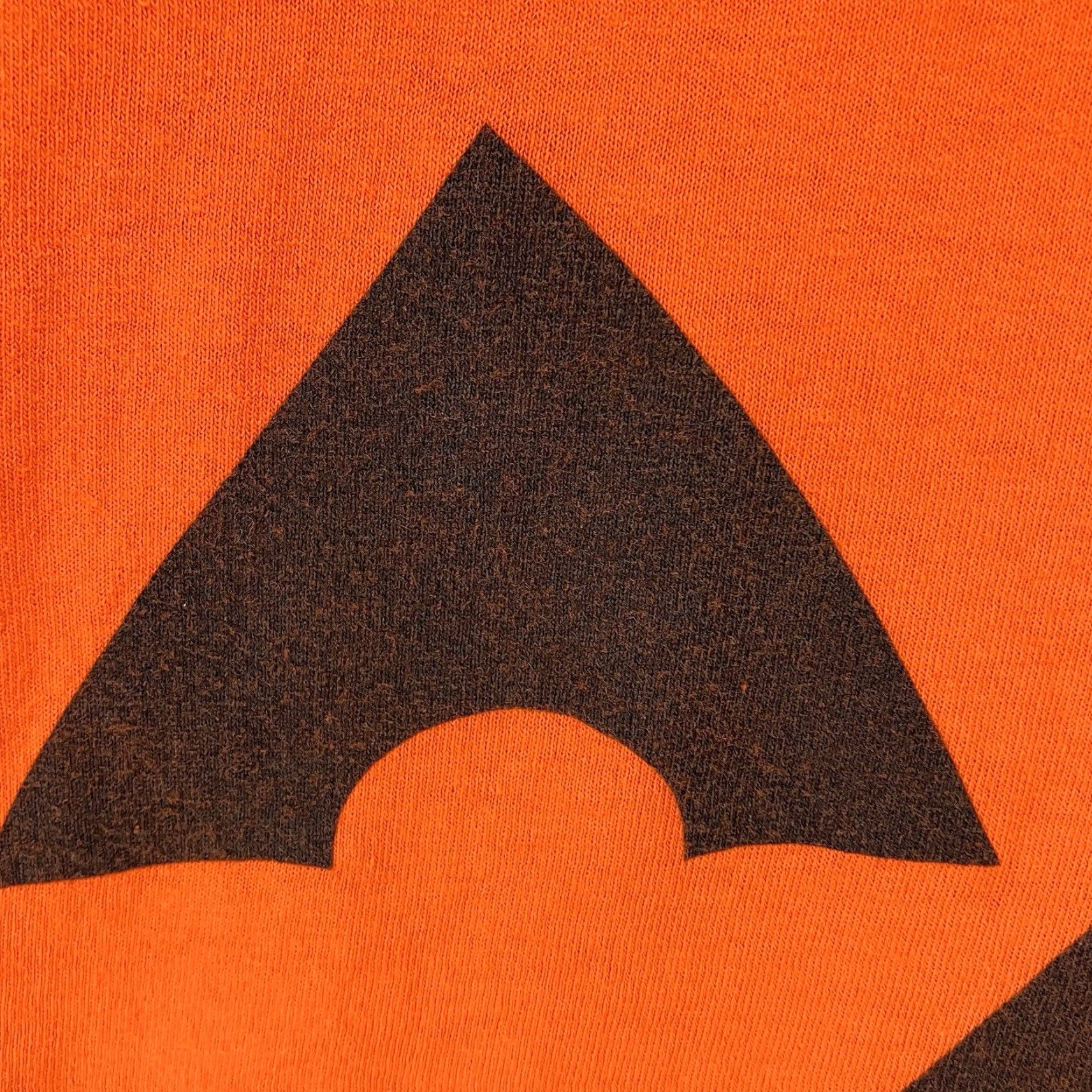 Gildan VINTAGE Gildan Halloween Pumpkin Shirt Mens Large Orange T-Shirt Crew Neck Short Sleeve Graphic Print 2000s Party Retro Jack O'Lantern Size US L / EU 52-54 / 3 - 5 Thumbnail