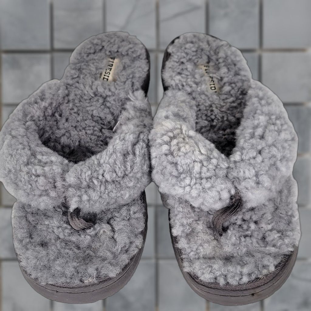Vintage Fireside by Dearfoams Slippers Womens 10 Cairns Gray Casual Comfort Thong Slide Size US 10 / IT 40 - 1 Thumbnail