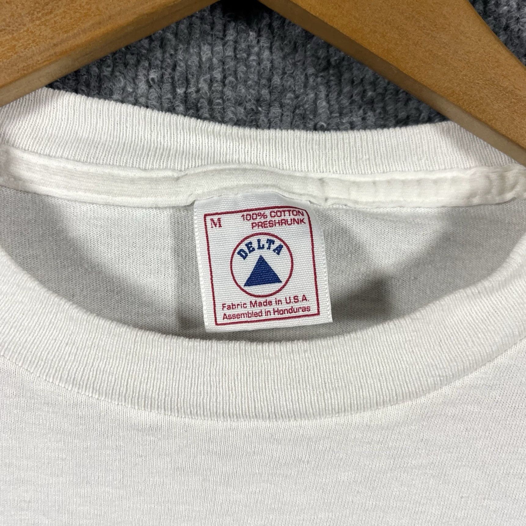 Delta VINTAGE 90s LA Imprints Saying Comedy Funny T-Shirt Delta Men M White Short Sleeve Regular Size Medium Parody Size US M / EU 48-50 / 2 - 5 Thumbnail