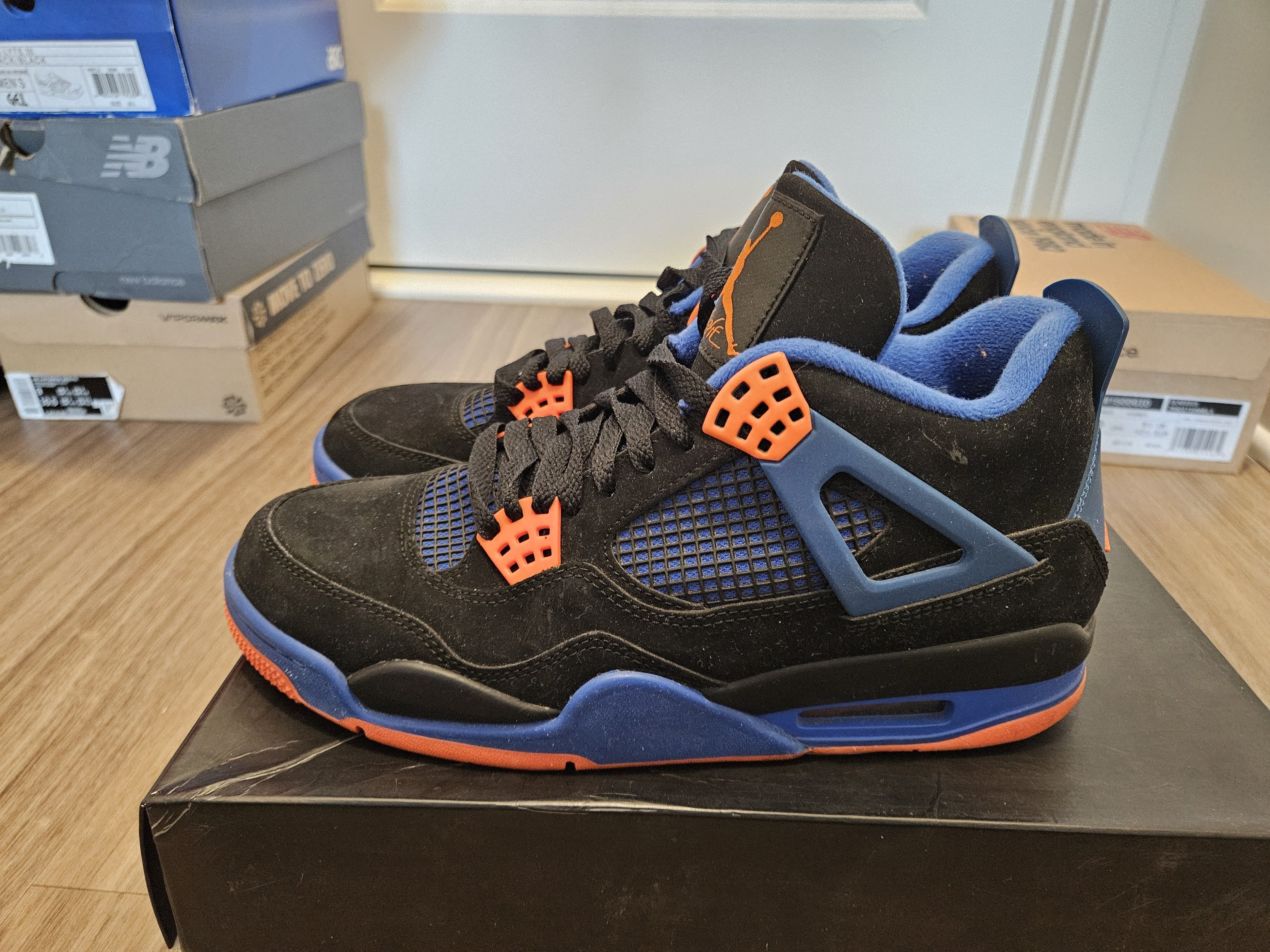 Jordan Brand Rare Jordan 4 Retro Cavs Men's Size US 8.5 / EU 41-42 - 4 Thumbnail