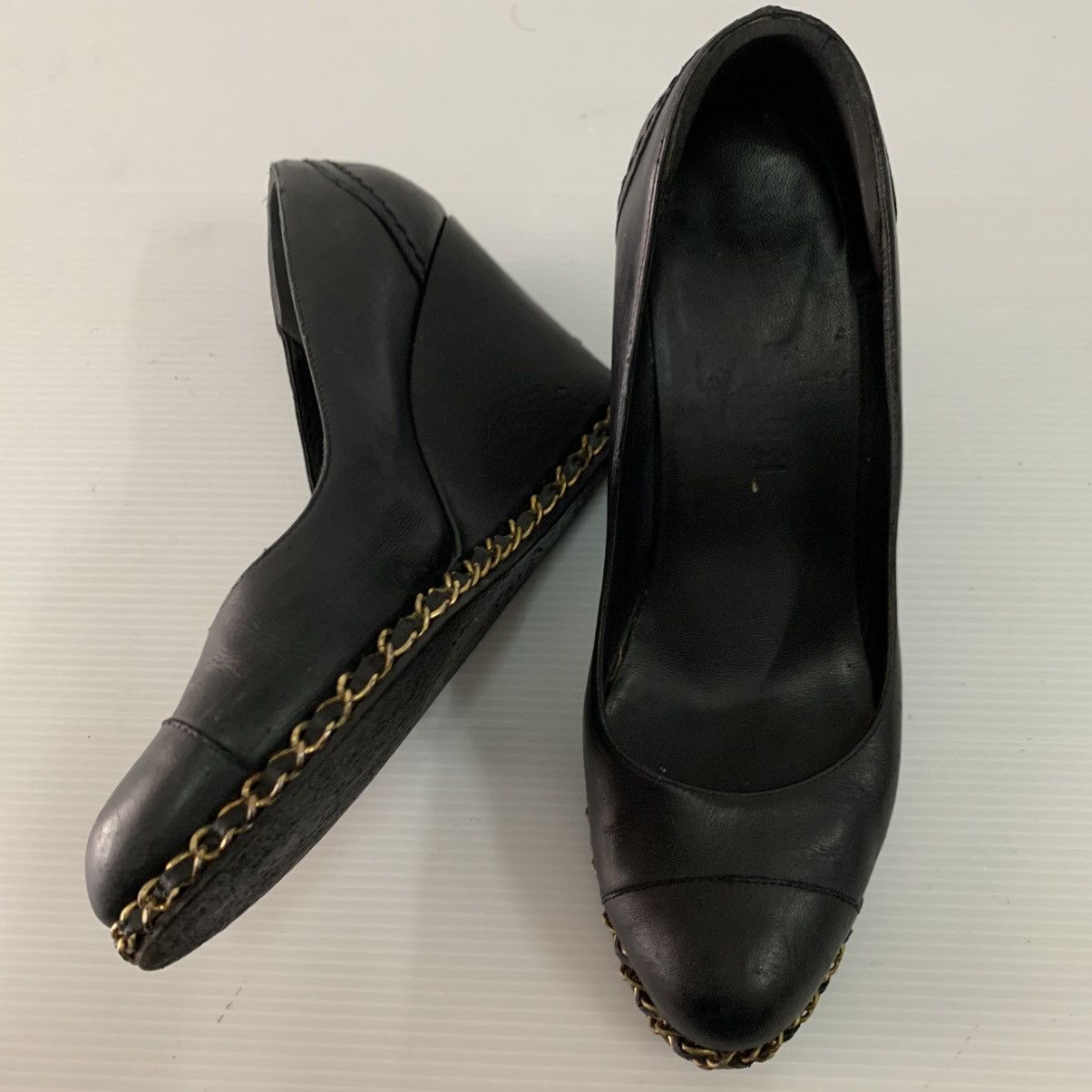 Chanel Chanel Black Leather Wedges Shoes Size US 7.5 / IT 37.5 - 3 Thumbnail