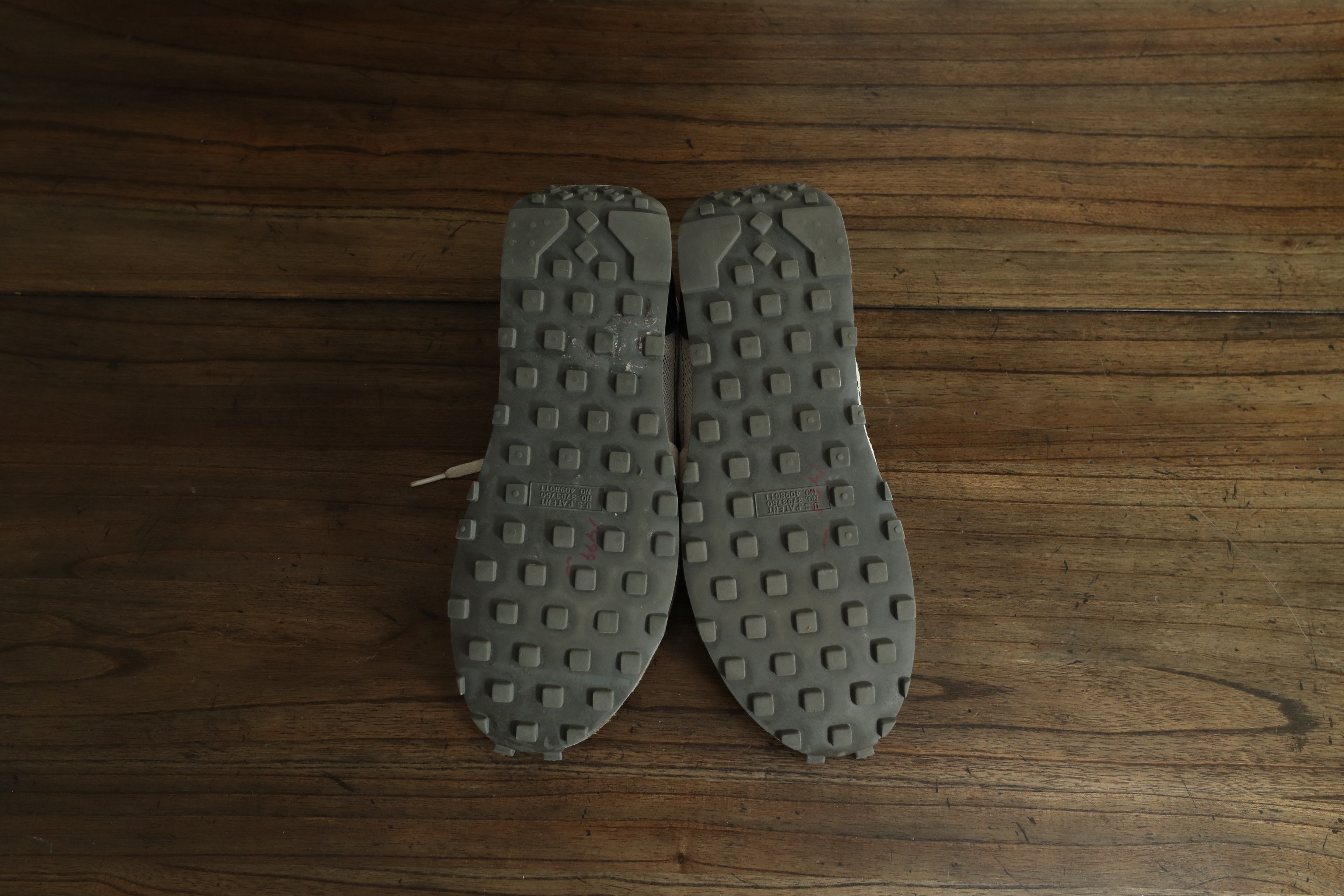 Nike Nike Daybreak Type Summit (11) Size US 11 / EU 44 - 10 Thumbnail