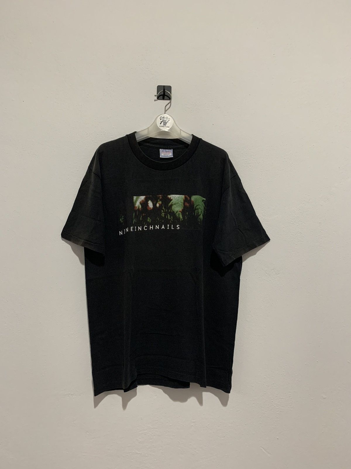 Vintage Nine inch nails Size US L / EU 52-54 / 3 - 2 Thumbnail