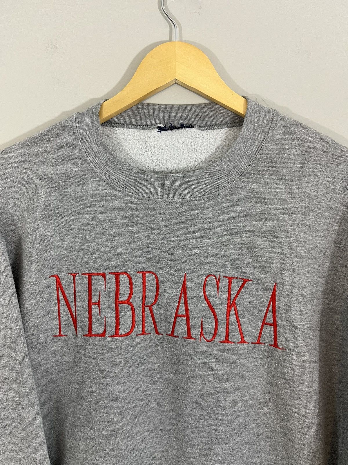 Jansport Nebraska Distressed College Crewneck Size US XL / EU 56 / 4 - 2 Thumbnail