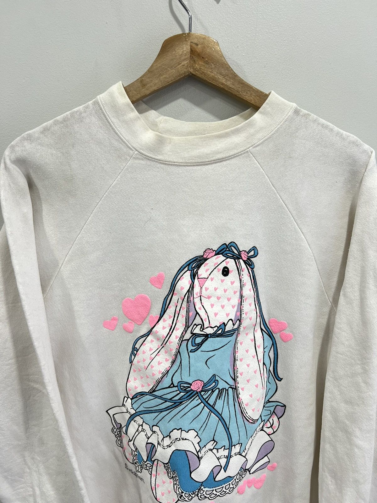 Vintage Vintage 90s Bunny Stuffed Animal Sweater hearts Size US M / EU 48-50 / 2 - 3 Thumbnail