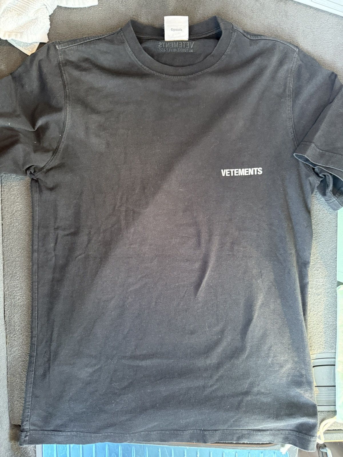 Vetements Vetements Double Sided Logo OG Tee Size US S / EU 44-46 / 1 - 5 Thumbnail