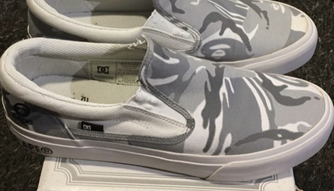 Bape × DC Bape Aape x DC camo low top slip on Bapestas Size US 9 / EU 42 - 3 Thumbnail