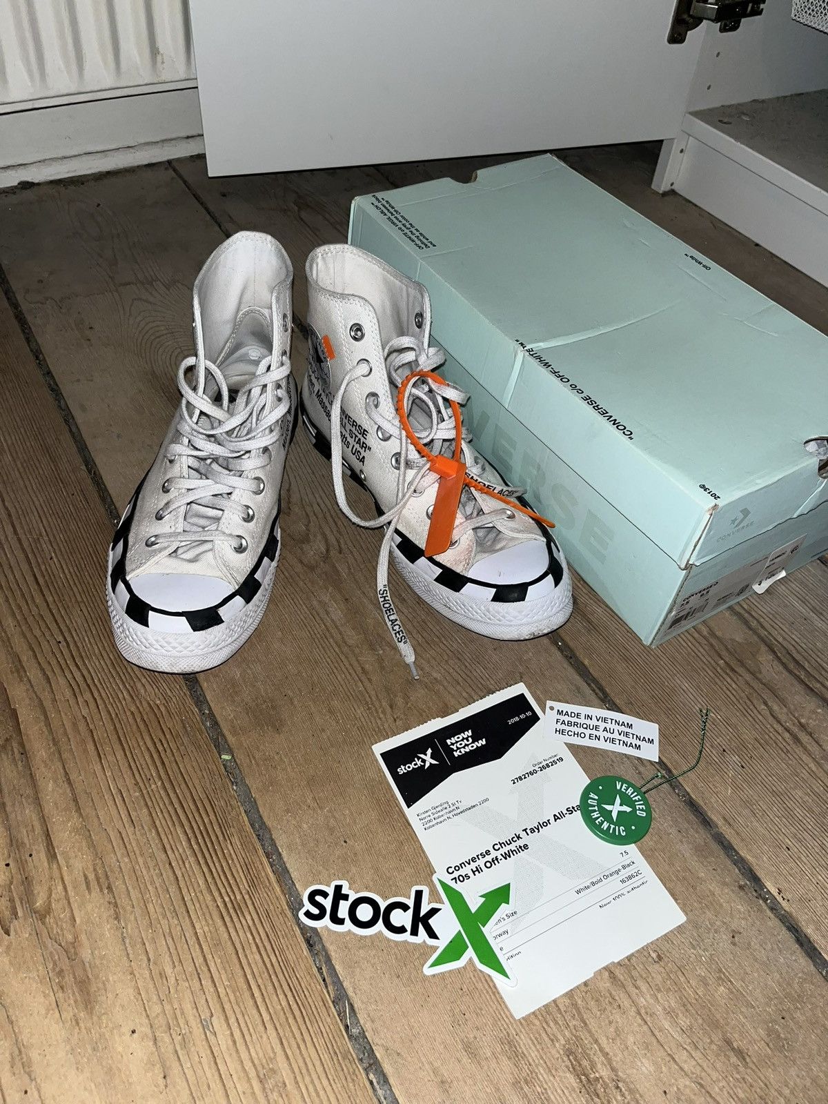 Converse × Off-White Off-white x converse Size US 7.5 / EU 40-41 - 1 Thumbnail