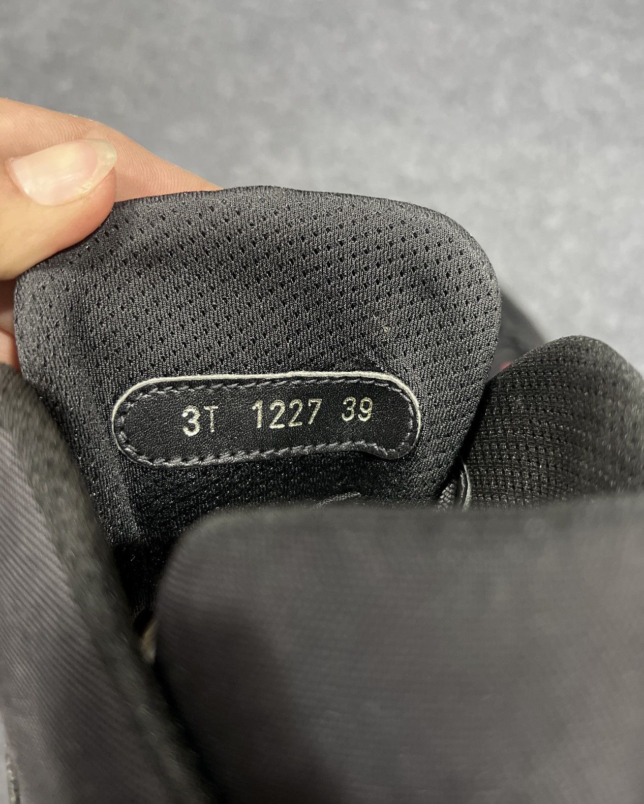 Prada PRADA 2000's Black 3T Leather & Nylon Hi Top Sneaker Size US 6 / EU 39 - 10 Thumbnail