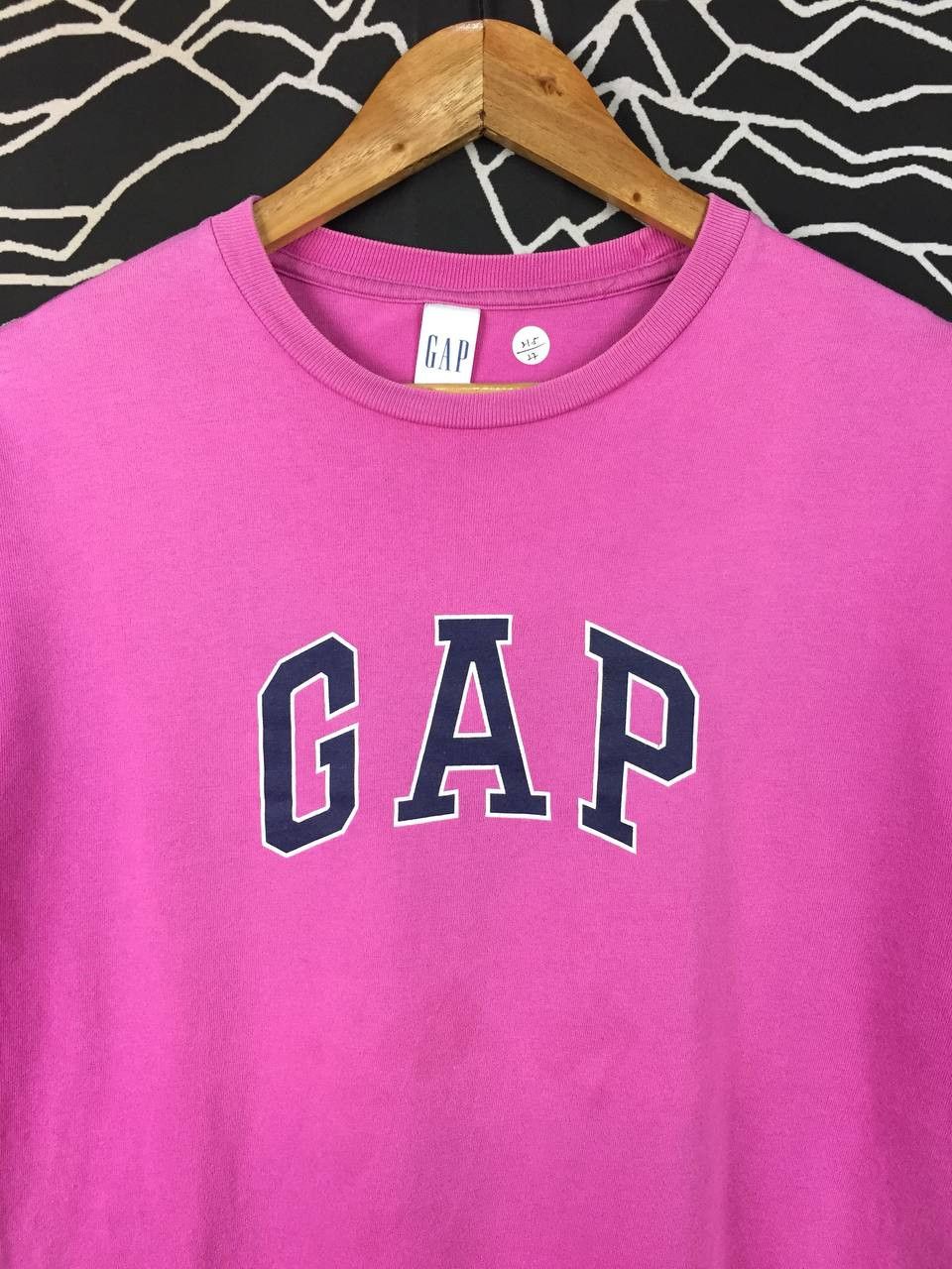 Gap Vtg GAP Classic Arch Logo Essential Tee Size M Size US M / EU 48-50 / 2 - 3 Thumbnail