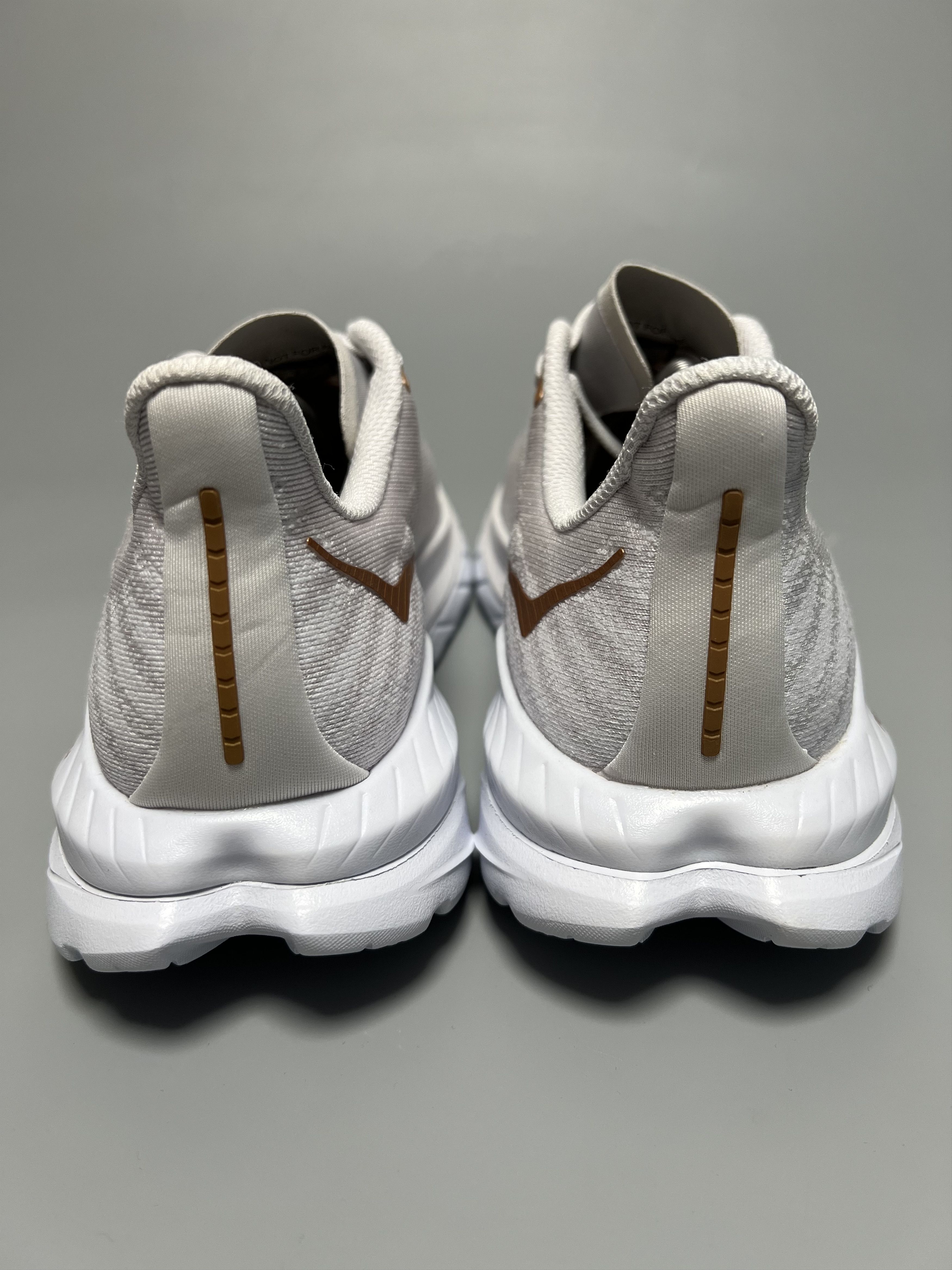 Hoka 9D Hoka One One Mach 5 Running Shoes 1127893-WCPP Size US 9 / EU 42 - 3 Thumbnail