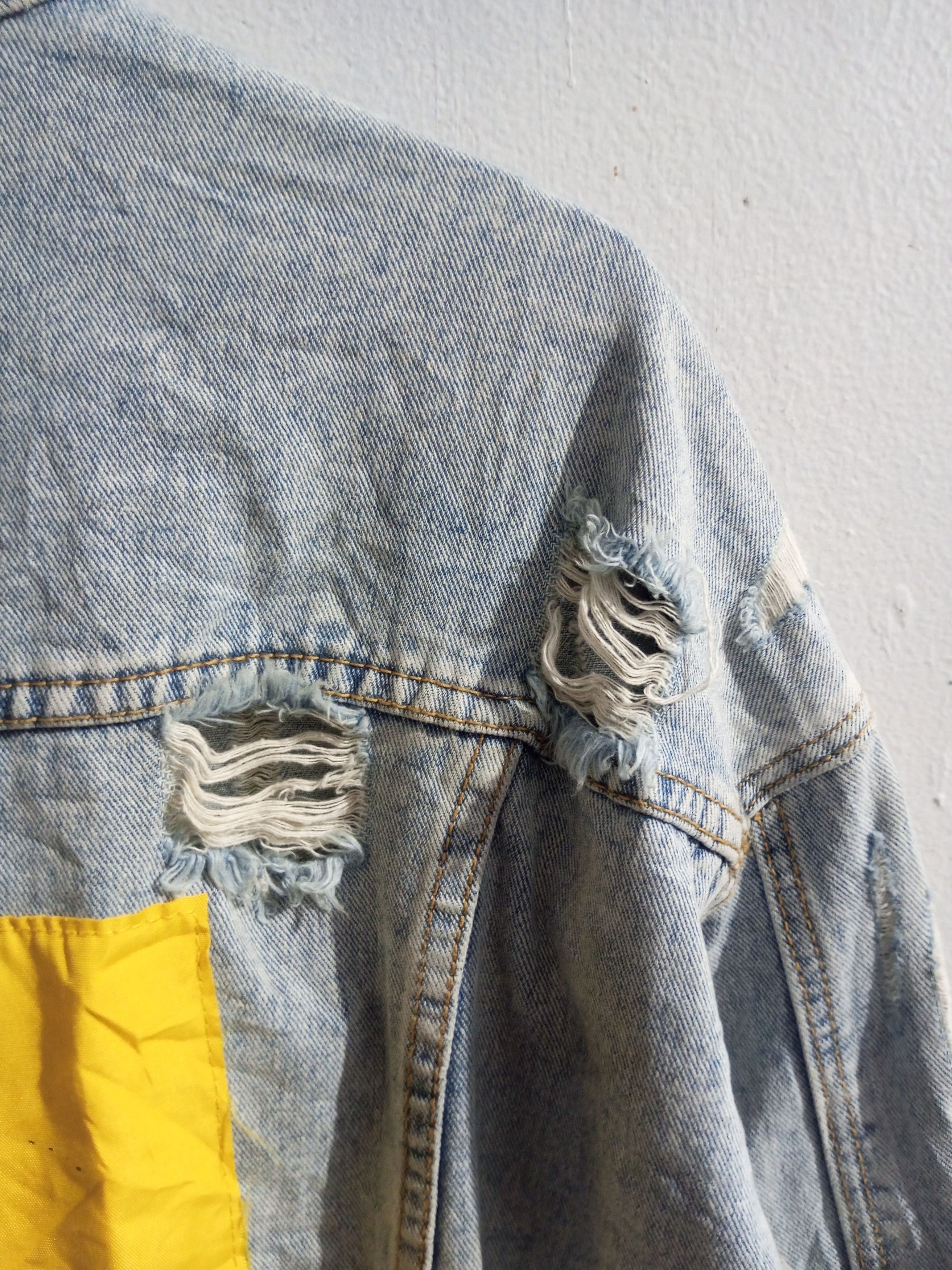 Japanese Brand × Vintage Vintage vampire weekend distressed denim trucker jacket Size US XL / EU 56 / 4 - 16 Thumbnail