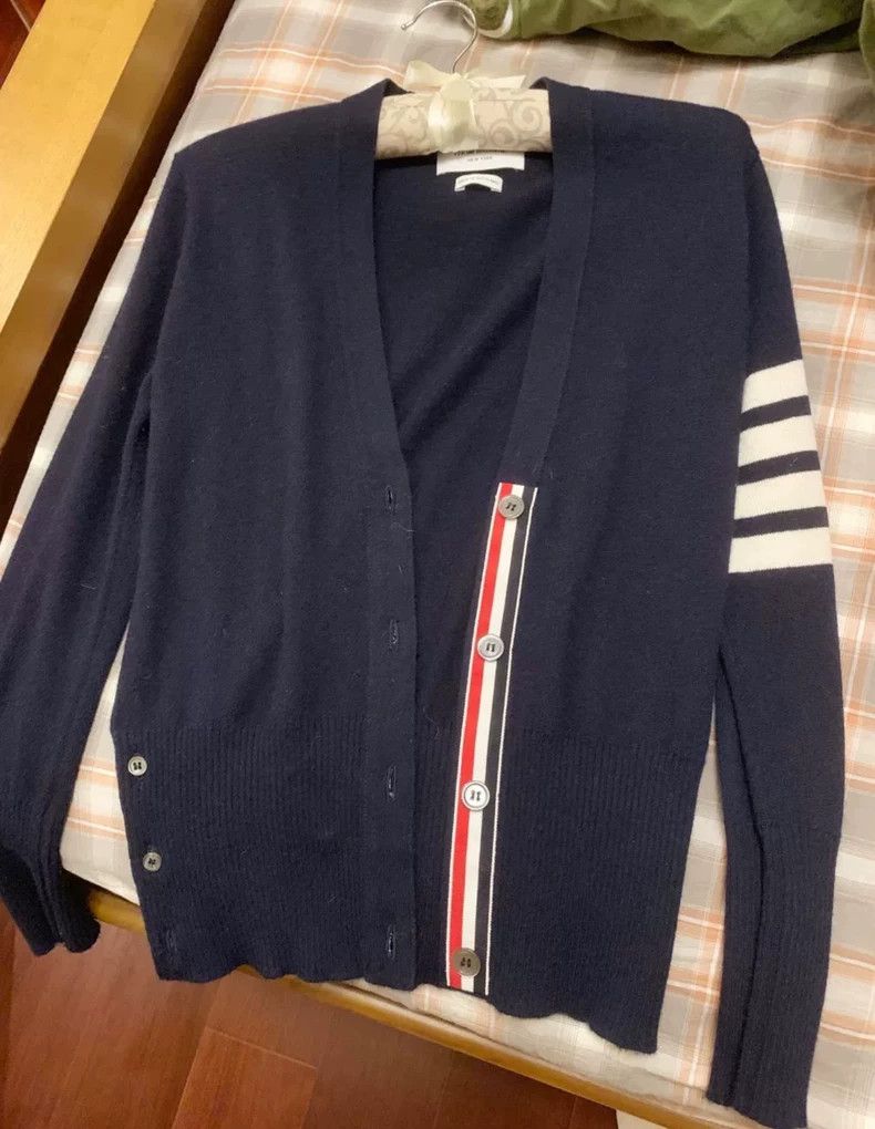 Thom Browne Thom browne Classic cardigan jacket 2503-Nextarrow Size US S / EU 44-46 / 1 - 1 Thumbnail