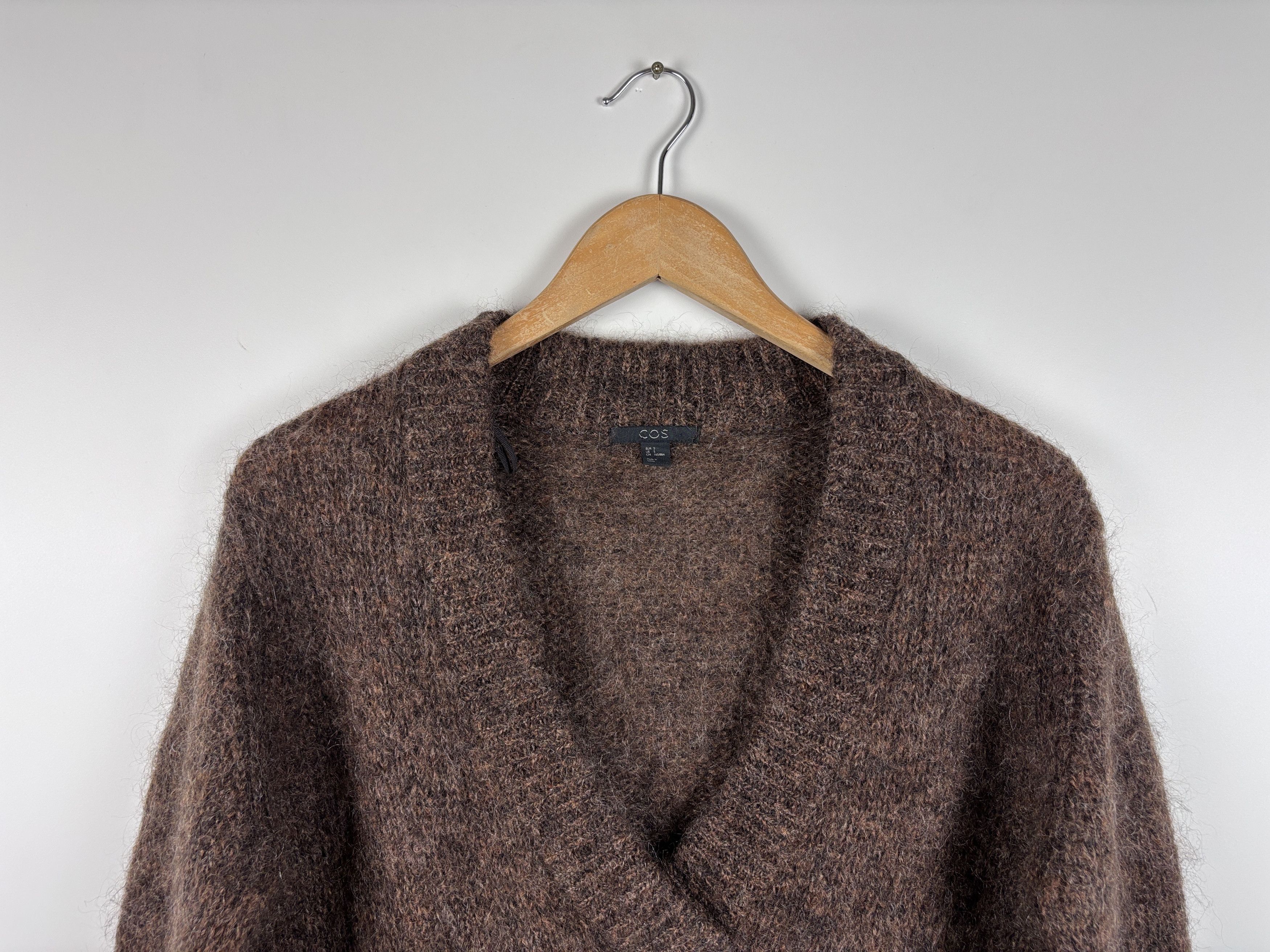 Cos COS V-Neck Sweater Mohair Wool Pullover Oversized Size S Size S / US 4 / IT 40 - 2 Thumbnail