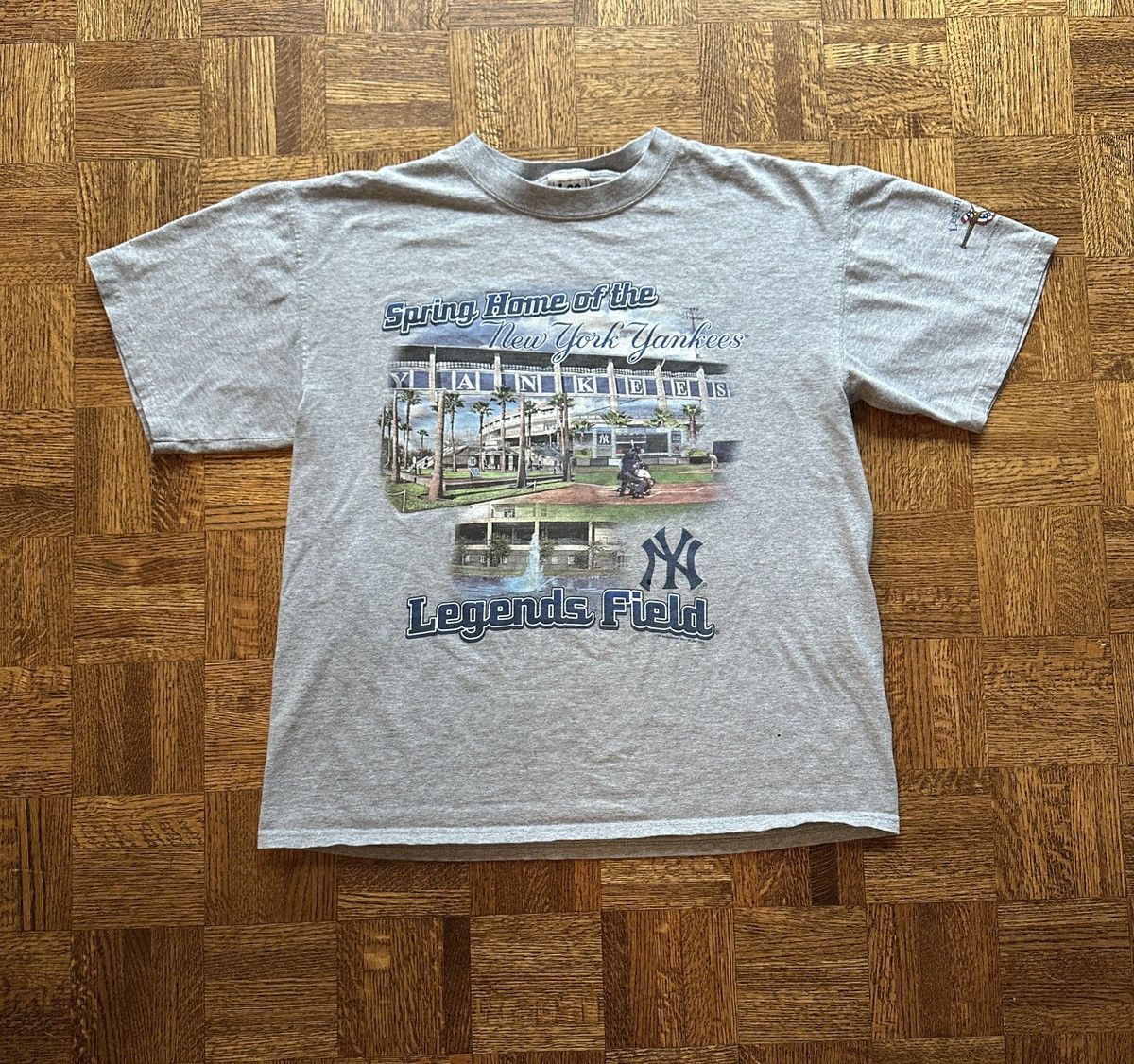 Vintage Vintage Y2K New York Yankees Spring Training Graphic Tee Size US L / EU 52-54 / 3 - 1 Thumbnail