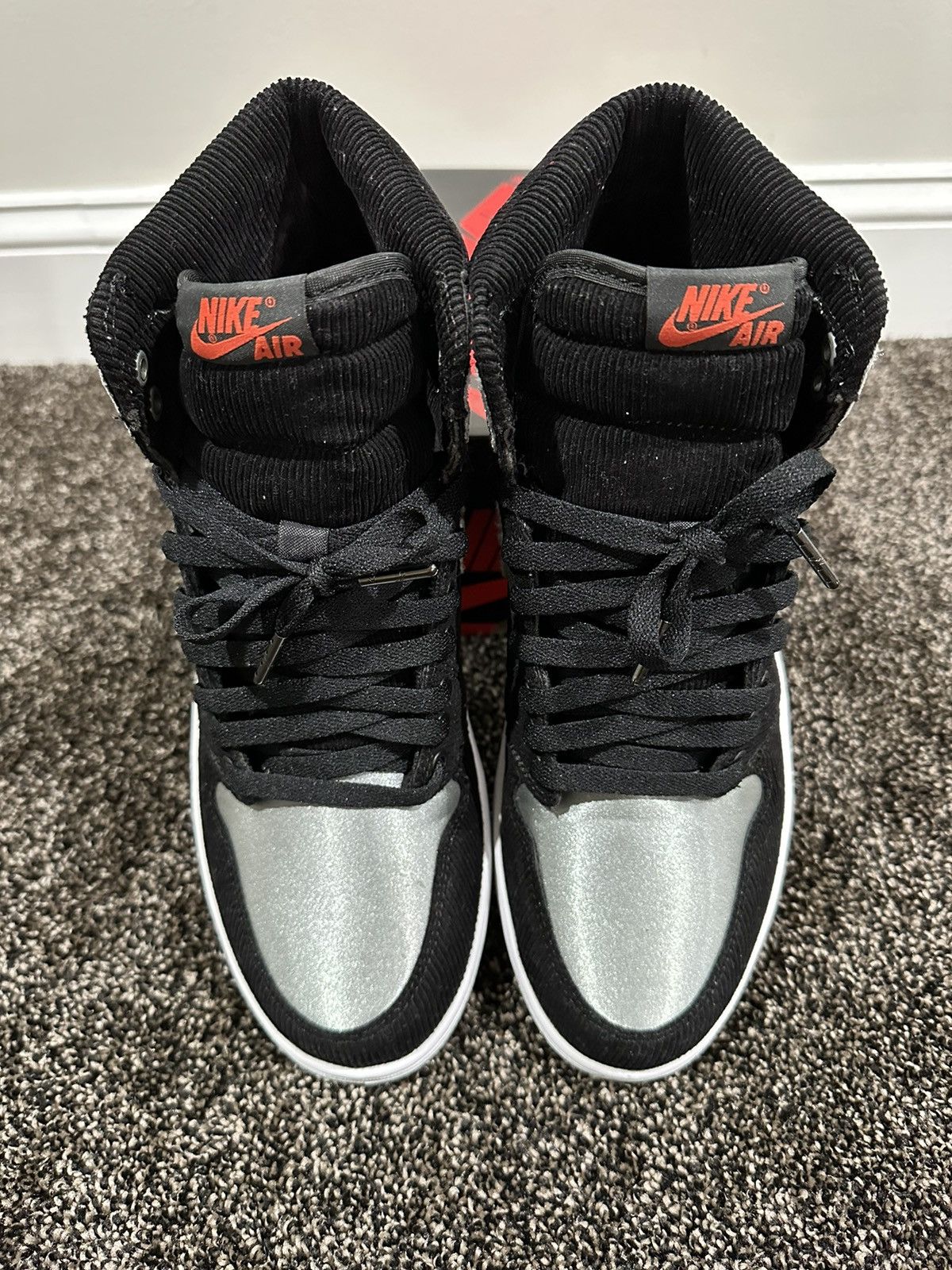 Jordan Brand Jordan Brand x Aleali May Retro 1 Nike Air OG High Sneaker Size US 10.5 / EU 43-44 - 9 Thumbnail