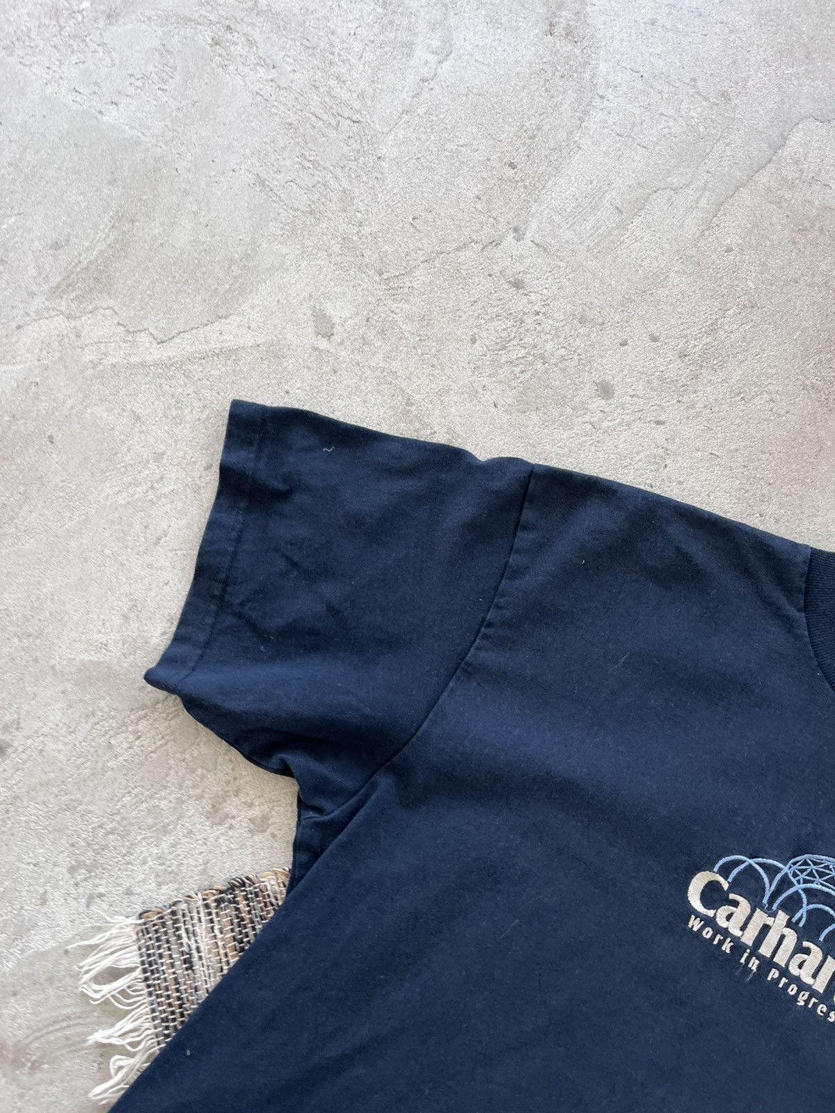 Carhartt Vintage Carhartt Cropped TShirt Navy Y2K Workwear Avantgarde Size M / US 6-8 / IT 42-44 - 2 Thumbnail