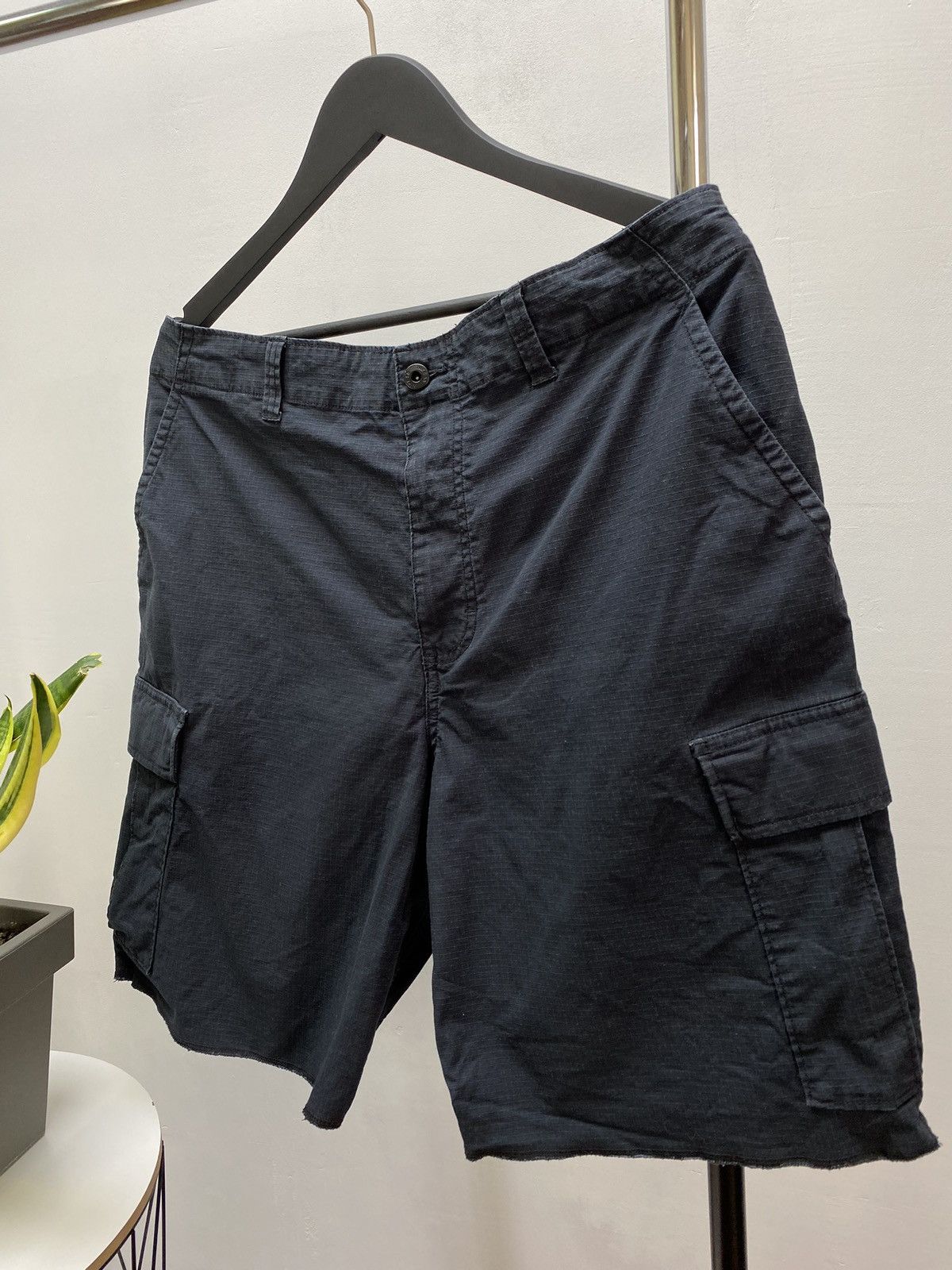 Nike Nike SB Skateboarding Cargo Black Shorts Men’s 36 Size Hype Size US 36 / EU 52 - 3 Thumbnail