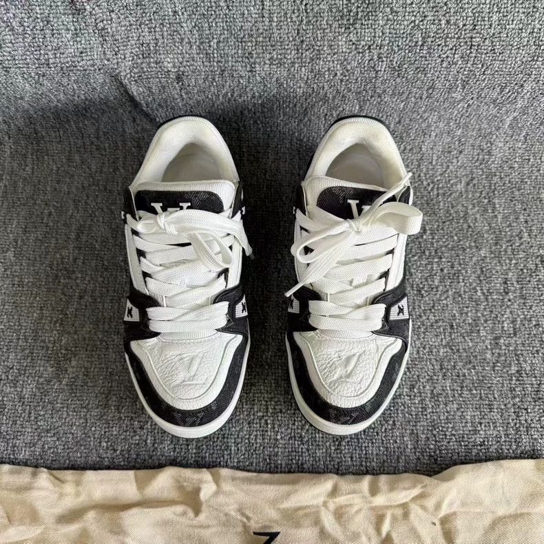 Louis Vuitton Louis Vuitton Trainer Black and White Denim shoes Size US 12 / IT 42 - 2 Thumbnail