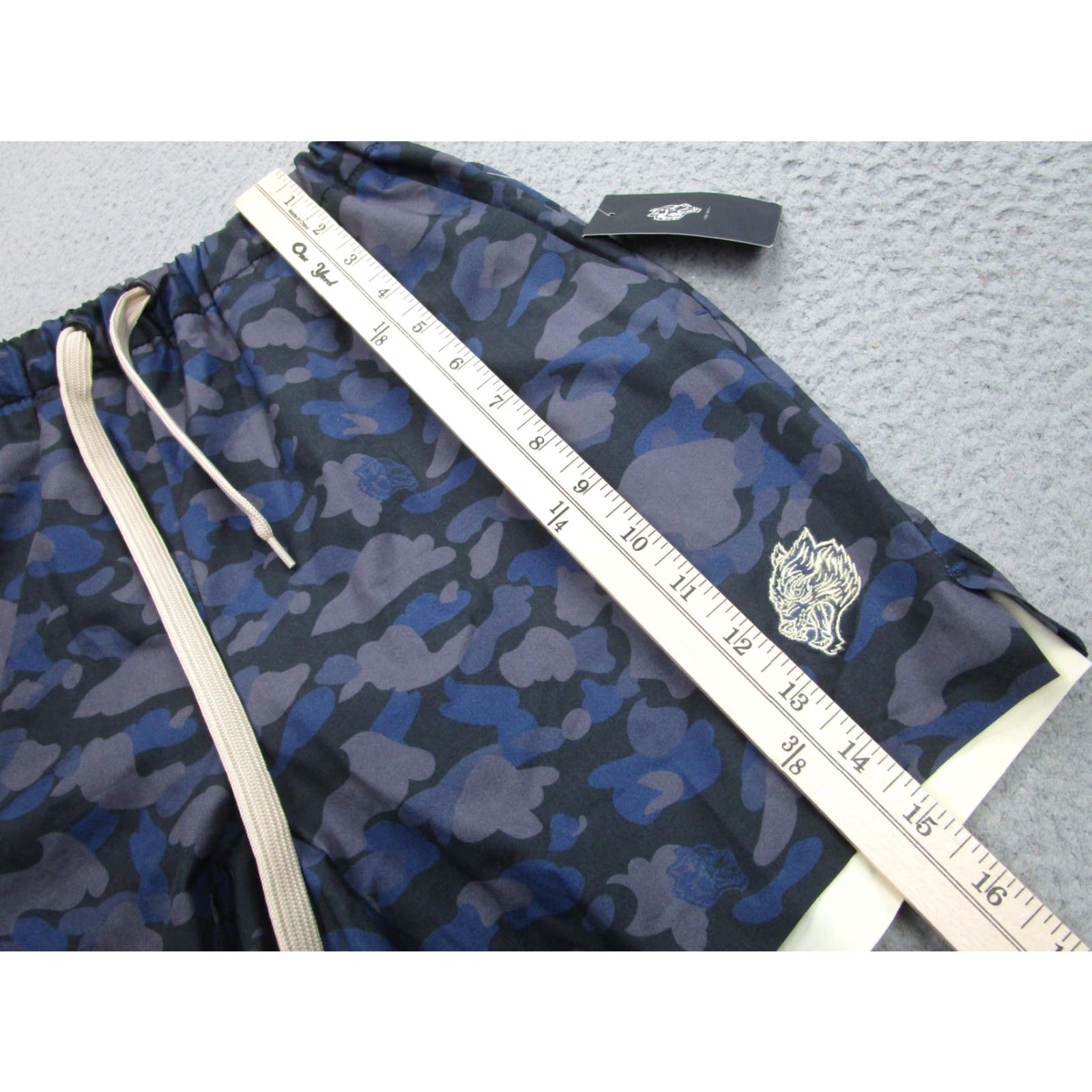 Darc Sport DARC SPORT Shorts Mens Small Blue Camouflage Wolf Compression Lined 6in Inseam Pockets 10-500129-454-S Size US 29 - 6 Thumbnail