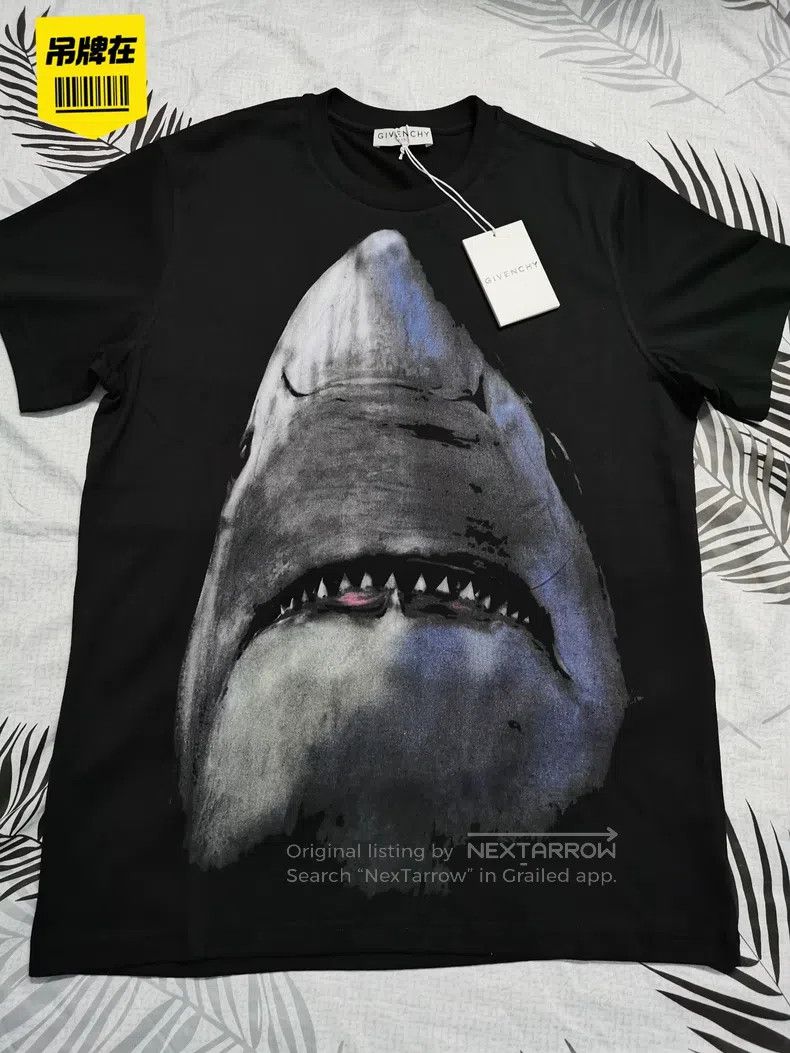 Givenchy Givenchy Color Blocked Letter Printed Shirt Size US XS / EU 42 / 0 - 1 Thumbnail