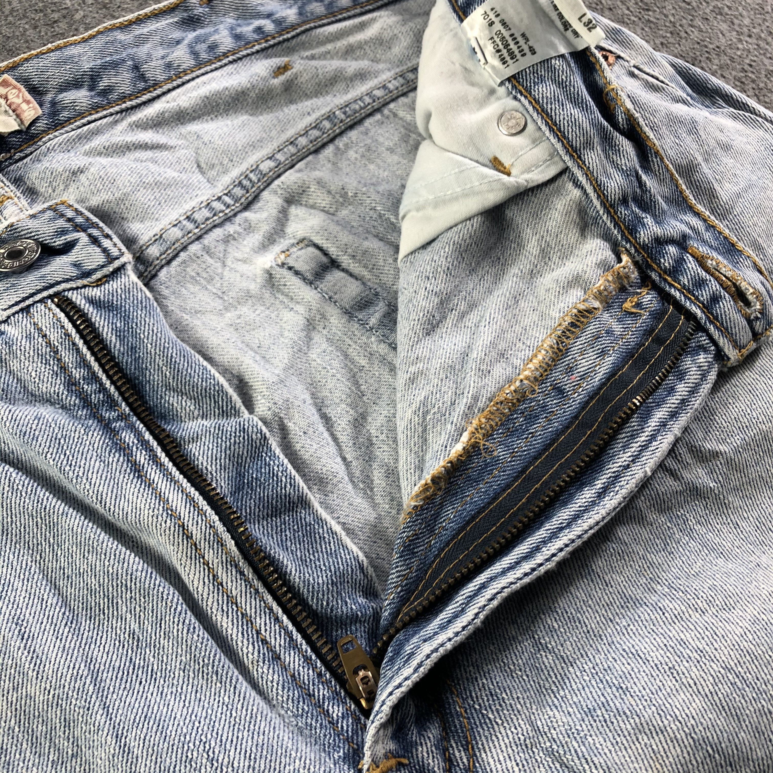 Levi's Vintage Light Wash Levis 505 Jeans-J3337 Size US 40 / EU 56 - 9 Thumbnail