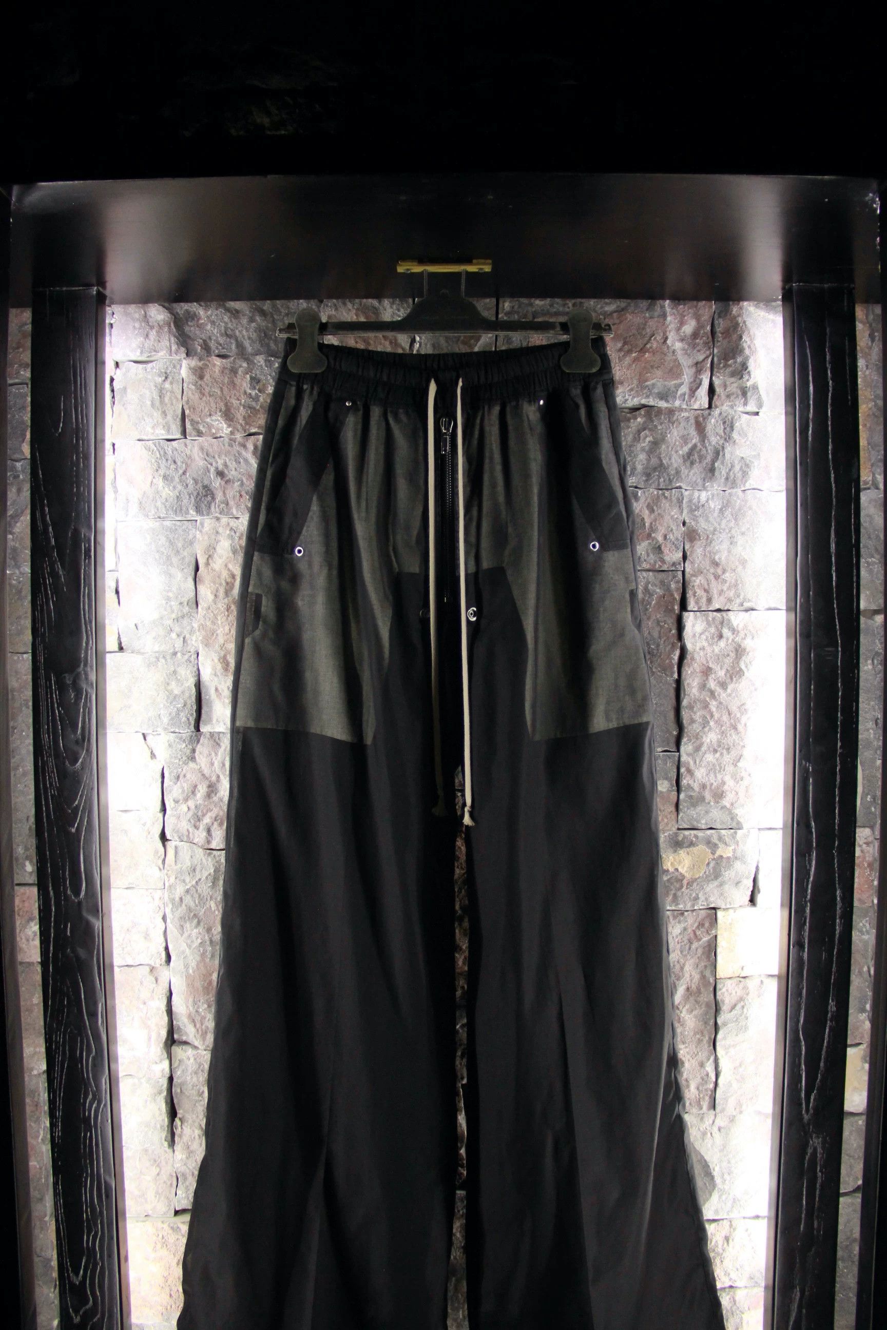 Rick Owens Rick Owens Black Casual Pants Men 32 Size US 32 / EU 48 - 1 Thumbnail