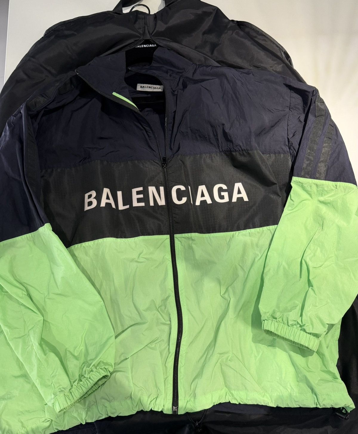 Balenciaga Balenciaga Color block logo neon green windbreaker Size US XS / EU 42 / 0 - 2 Thumbnail