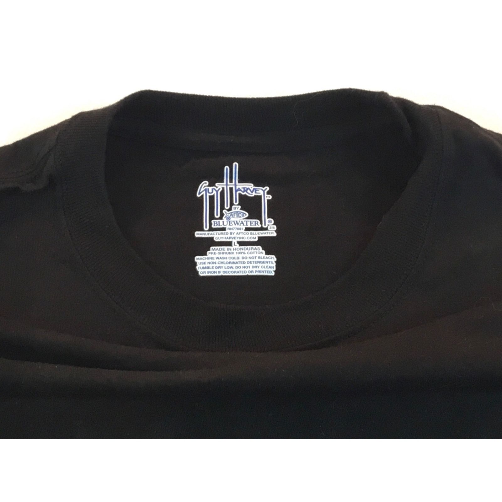 Guy Harvey Guy Harvey Pocket T-Shirt Black Pirate Skull Bones Sharks L Size US L / EU 52-54 / 3 - 4 Thumbnail