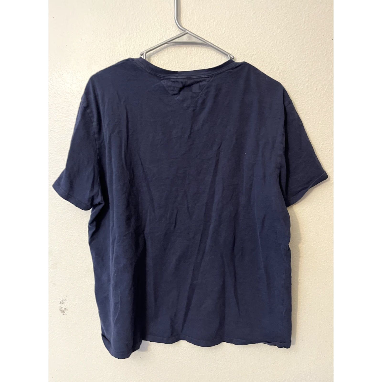 Tommy Hilfiger Tommy Hilfiger Mens Size Large Crew Neck T Shirt Short Sleeve Navy Graphic Shirt Mens Large Navy Graphic Size US L / EU 52-54 / 3 - 3 Thumbnail