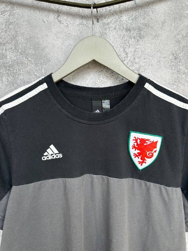 Adidas Adidas Wales 3-Stripes T-Shirt Casual Black/Gray Tee Crew Size US M / EU 48-50 / 2 - 4 Thumbnail