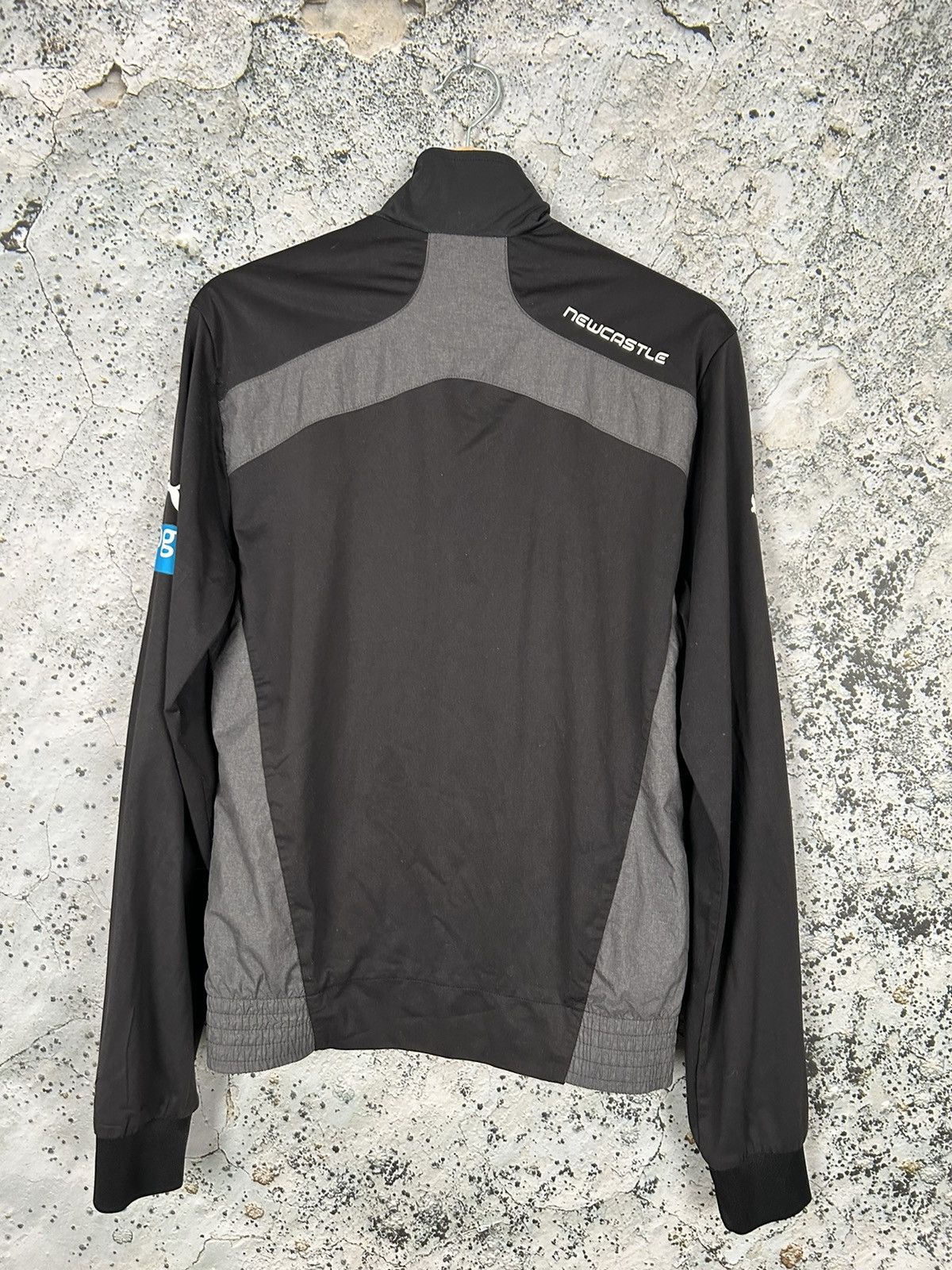 Puma Vintage Puma Newcastle United Soccer Sweatshirt Y2K Size US S / EU 44-46 / 1 - 4 Thumbnail