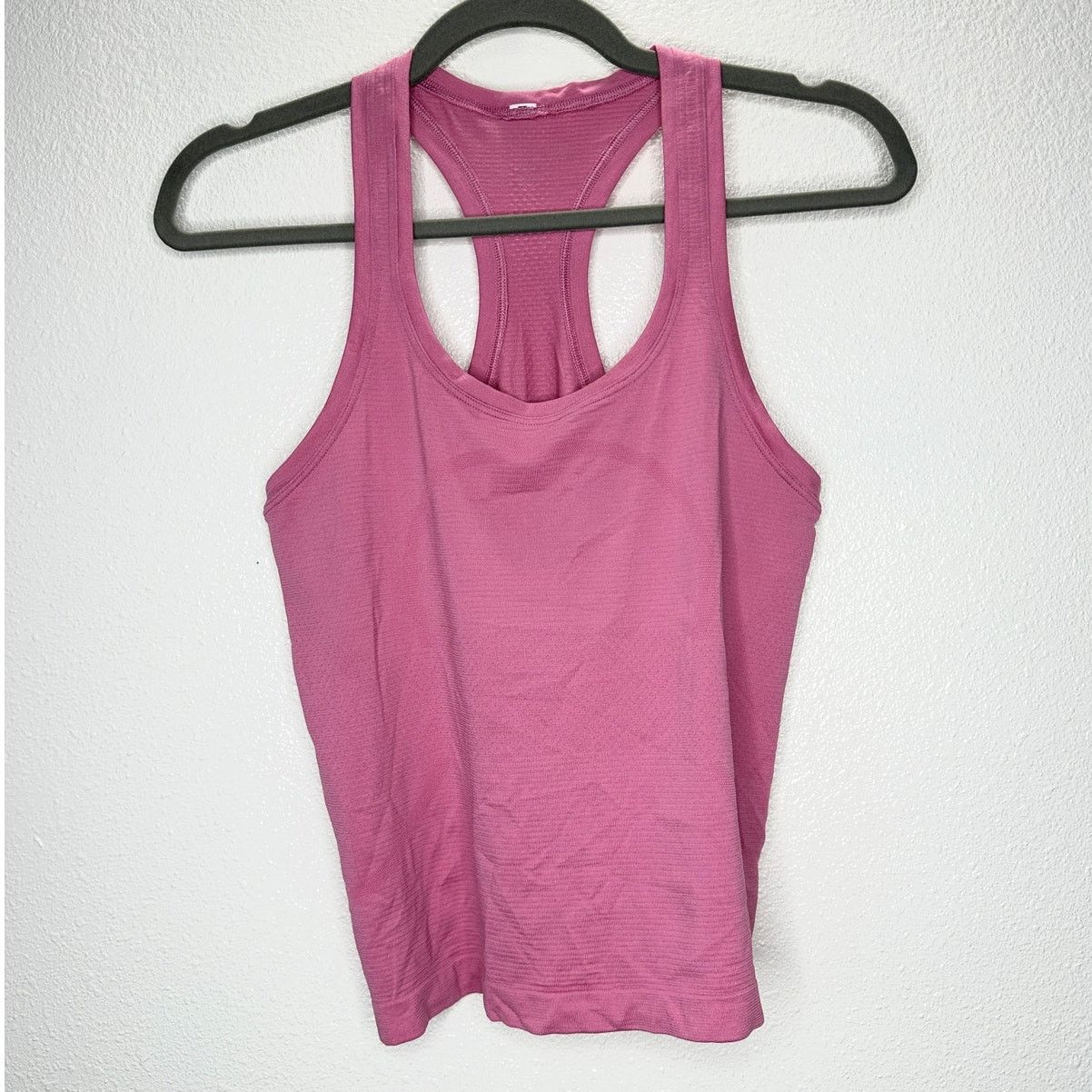 Lululemon Lululemon Pink Round Neck Long Line Racerback Tank Top 4 Size S / US 4 / IT 40 - 2 Thumbnail