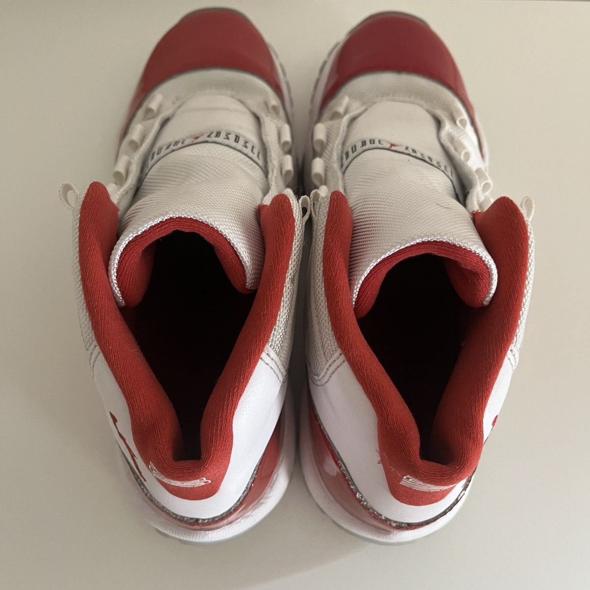Jordan Brand Jordan 11 Cherry Size US 6 / EU 39 - 4 Thumbnail