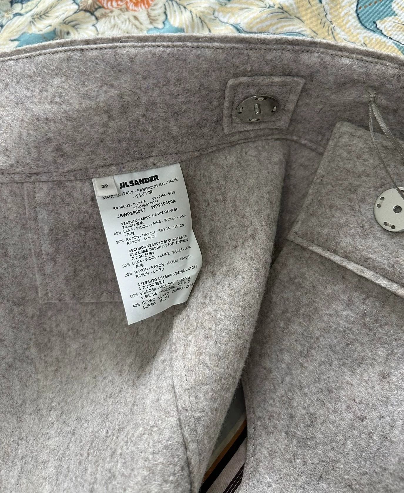 Jil Sander Jil Sander Slim Fit Stunning 9/10 Worn Twice Authentic Skirt Size 24" / US 00 / IT 34 - 6 Thumbnail