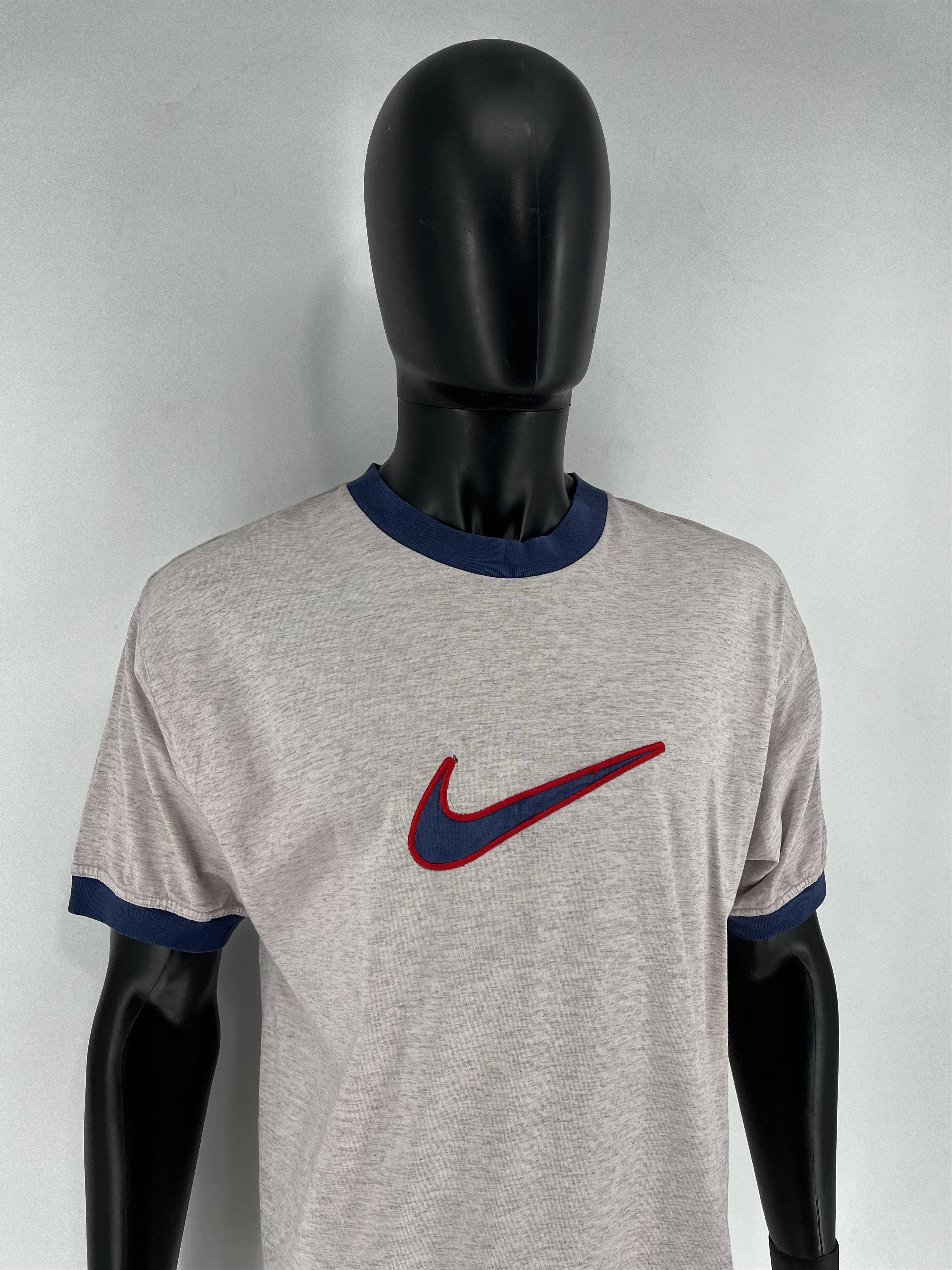 Nike Vintage 90s Nike Big Swoosh T-Shirt Size US L / EU 52-54 / 3 - 4 Thumbnail
