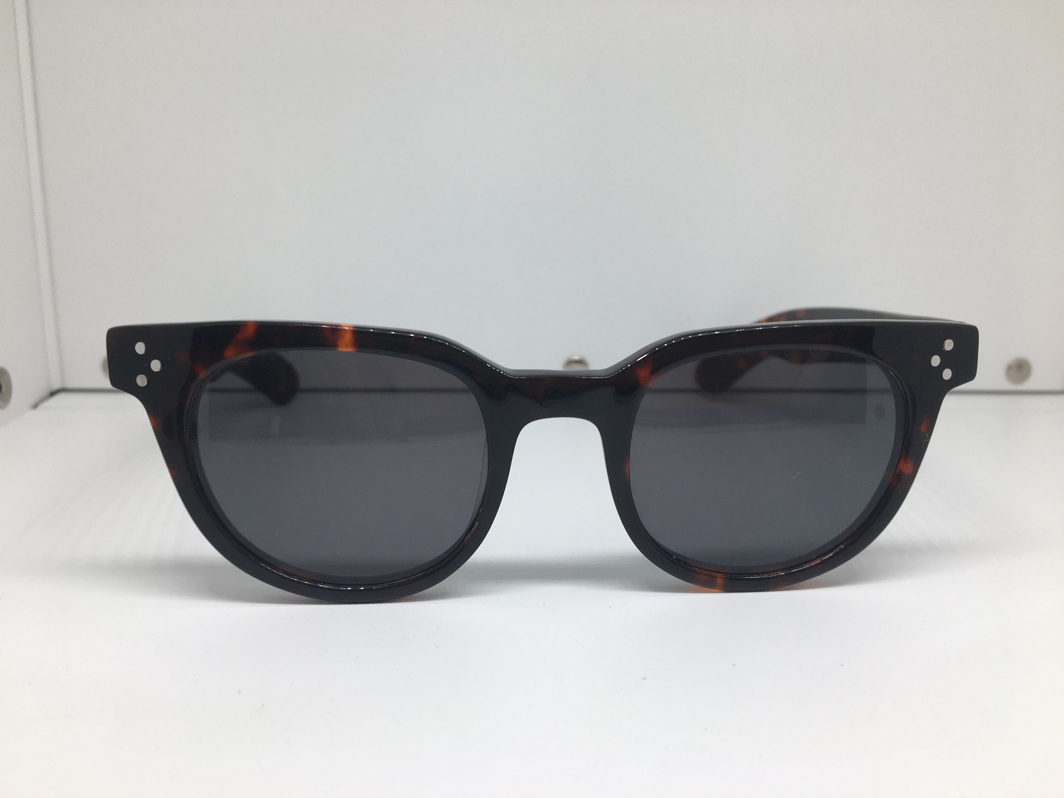 Vintage Handmade Tortoise Acetate Sunglasses Frame Size ONE SIZE - 1 Thumbnail