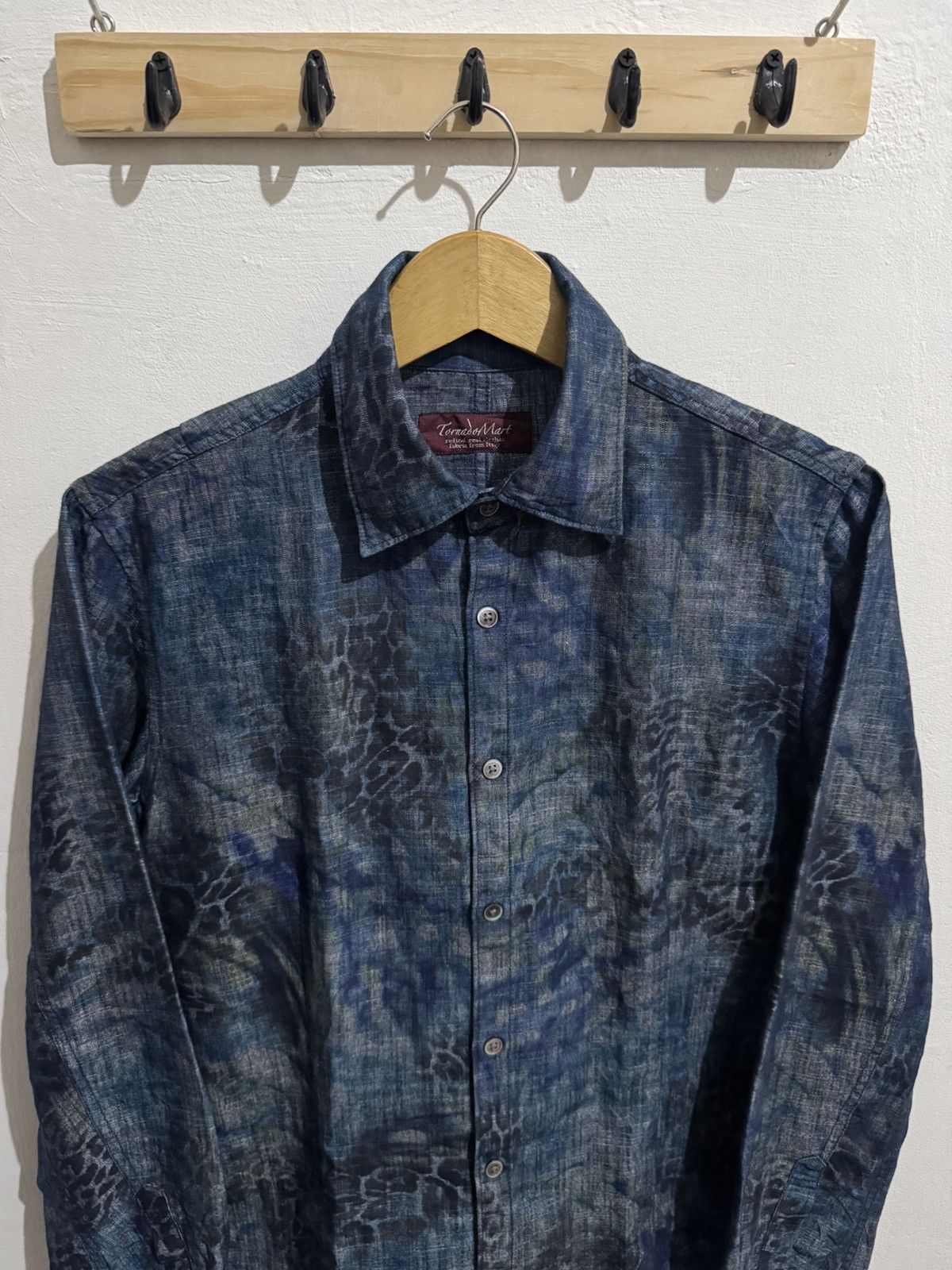 Tornado Mart 2000s Tornado Mart Leopard Pattern Ifsixwasnine Shirt Size US M / EU 48-50 / 2 - 5 Thumbnail