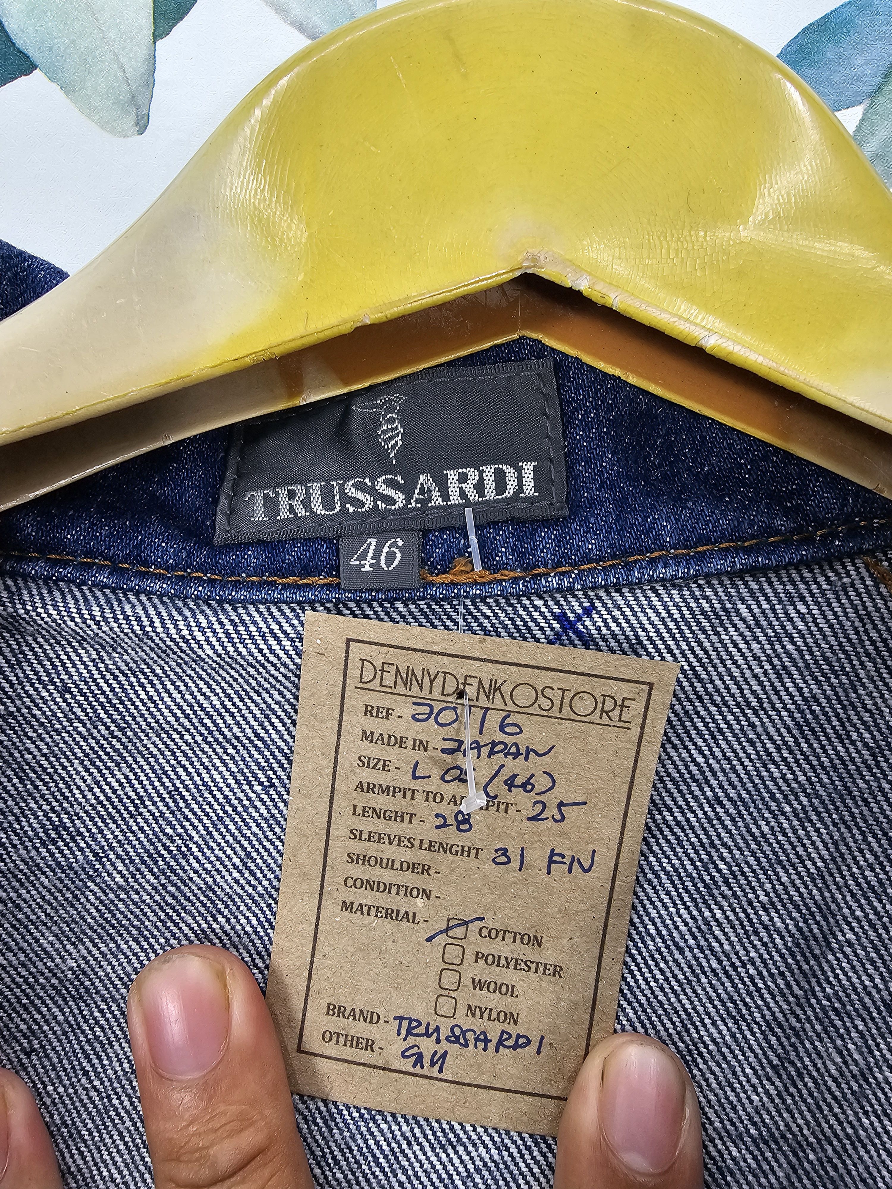 Trussardi Vintage TRUSSARDI Spellout Bomber Denim Jacket J0116 Size US L / EU 52-54 / 3 - 13 Thumbnail