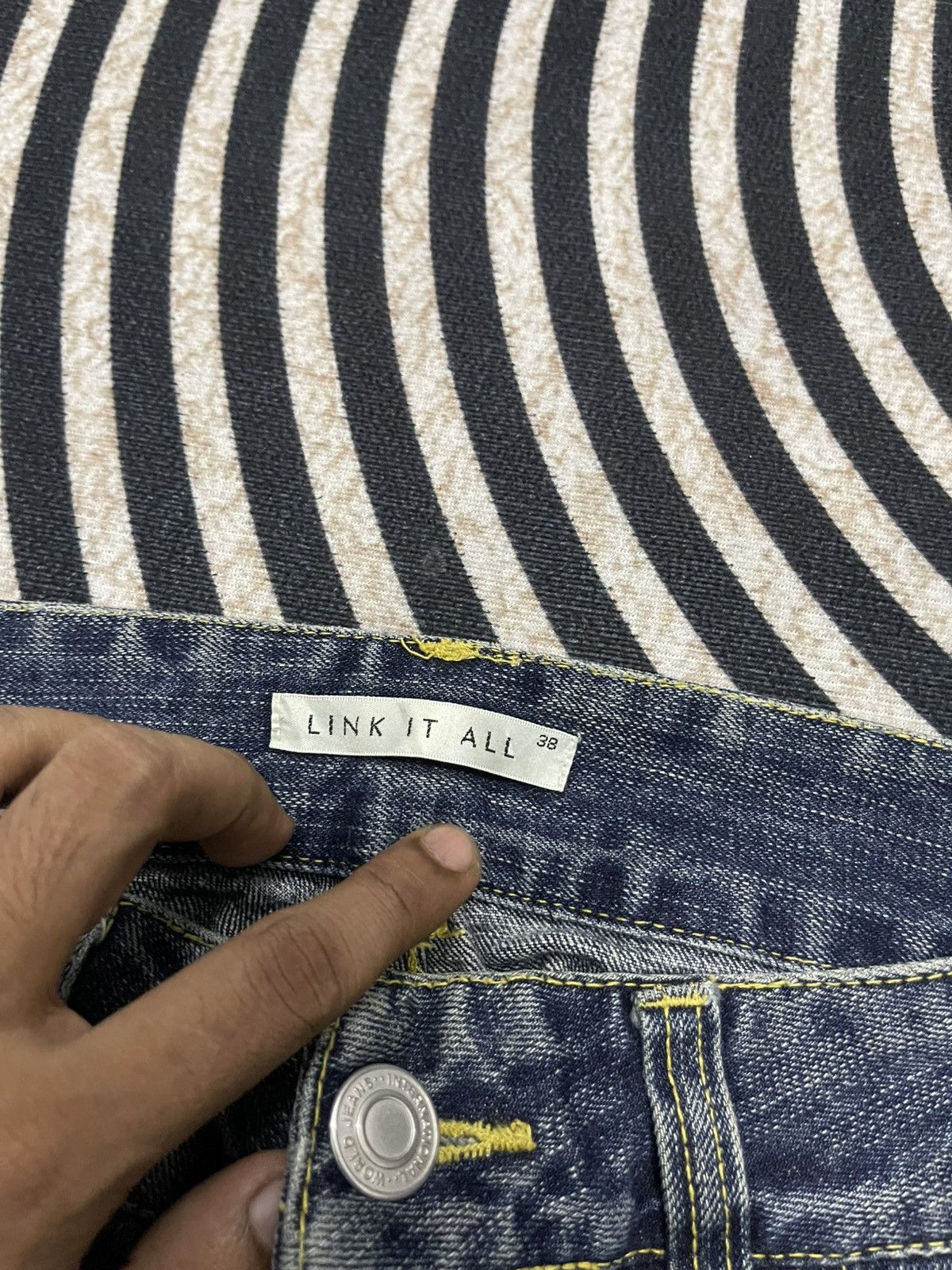 Japanese Brand 2000s LINK IT ALL FLARE JEANS IFSIXWASNINE STYLE Size US 29 - 9 Thumbnail